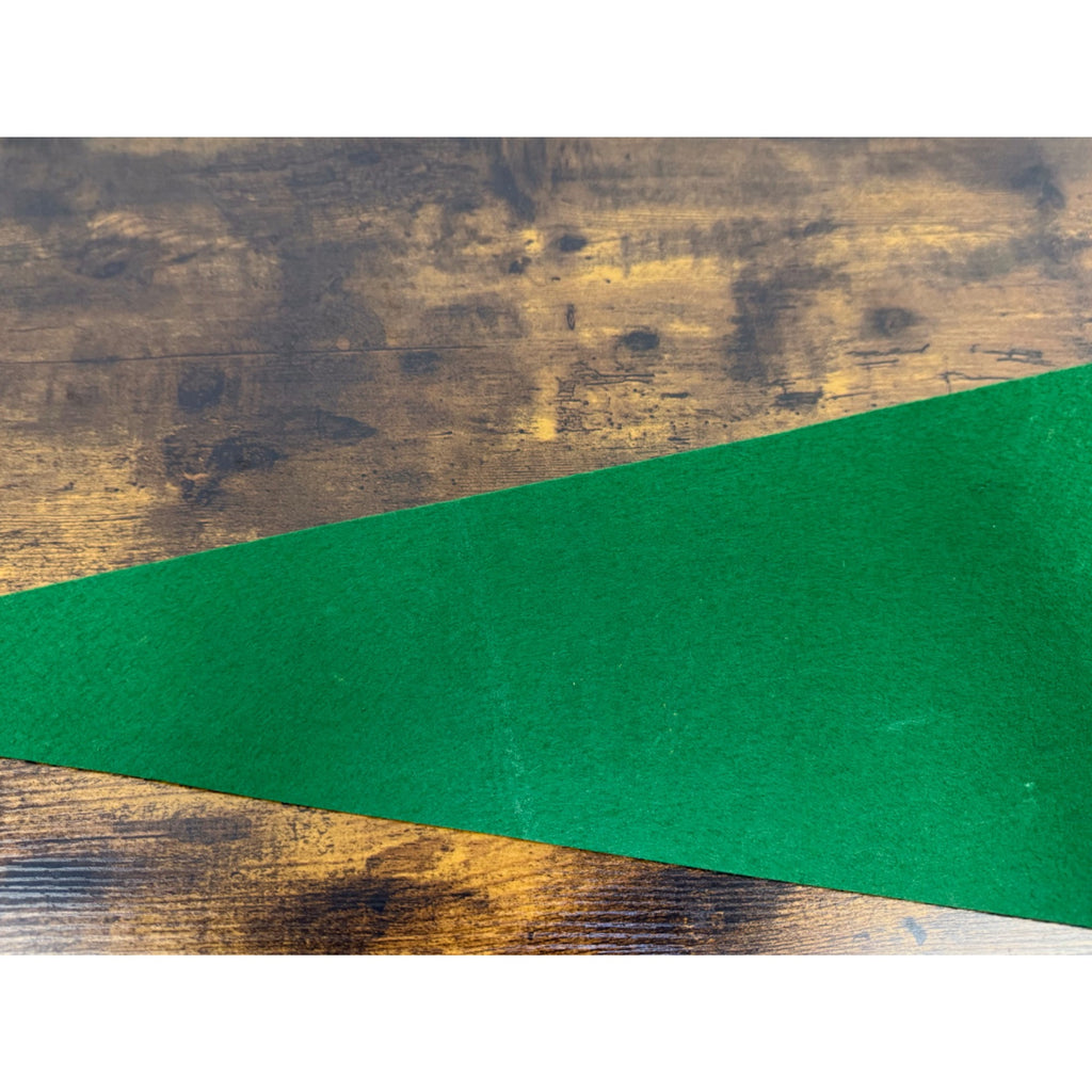 Vintage 1967 Green Bay Packers NFL Felt Pennant - Football Memorabilia