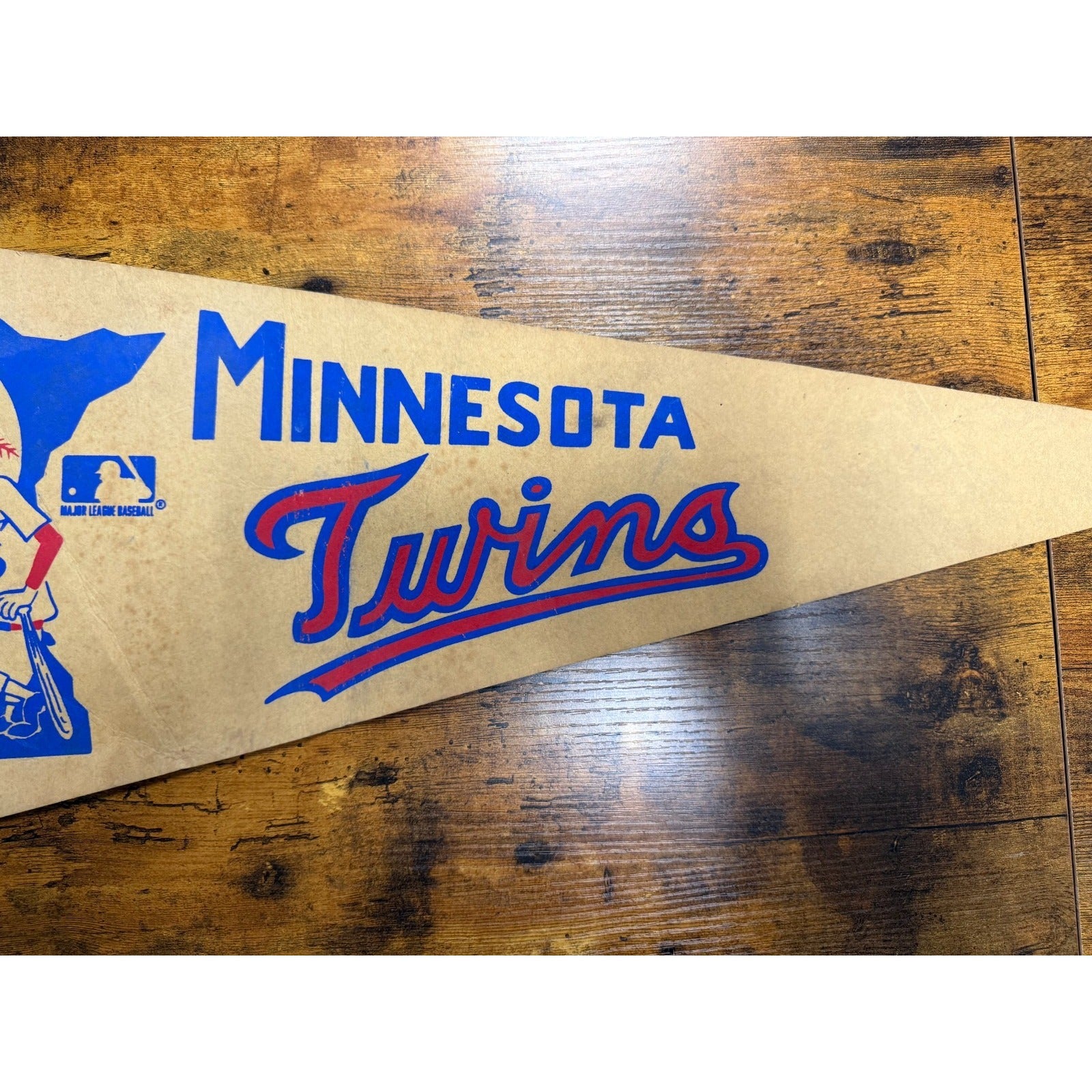 Vintage MLB Minnesota Twins pennant