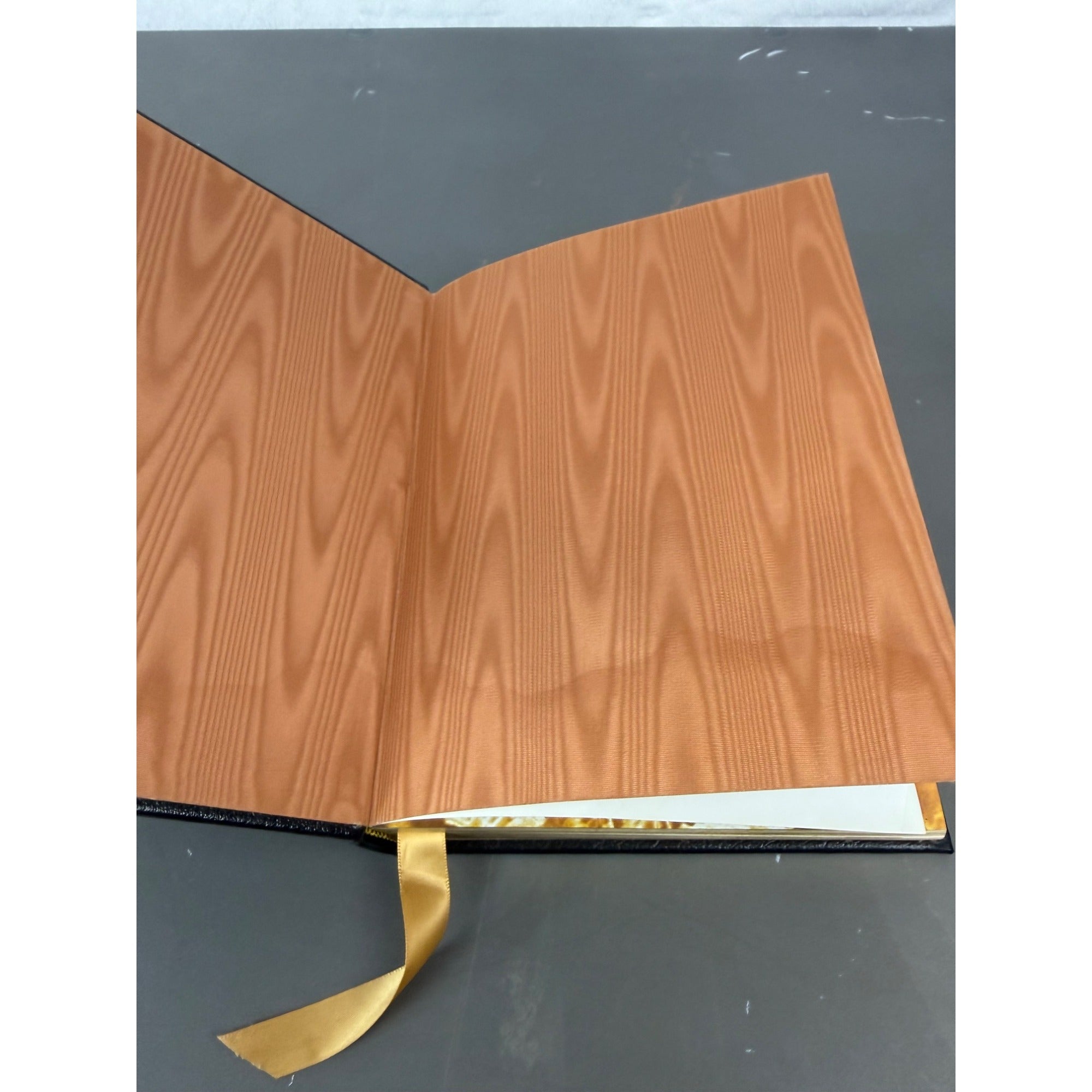 Smithsonian Rock And Gem Hardcover Book By Ronald Louis Bonewitz