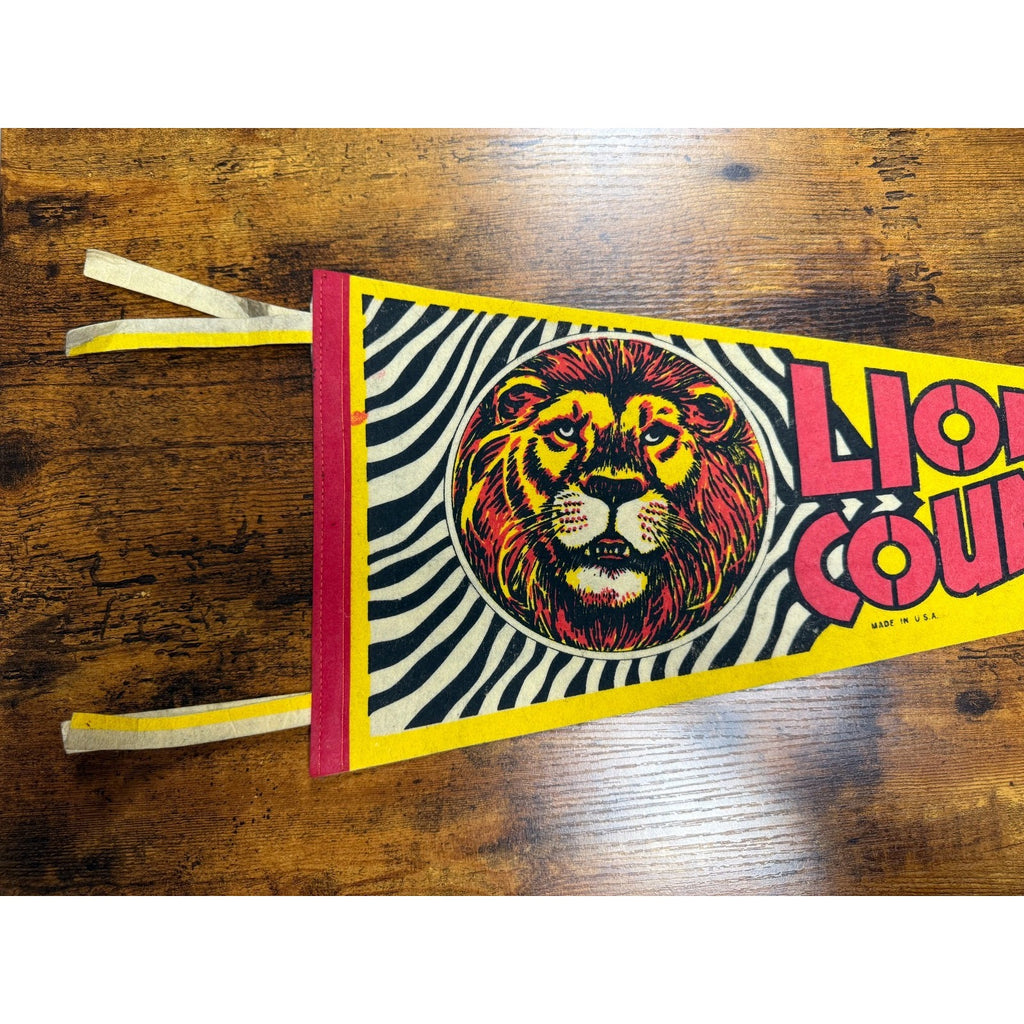 Vintage Lion Country Safari pennant Made in USA