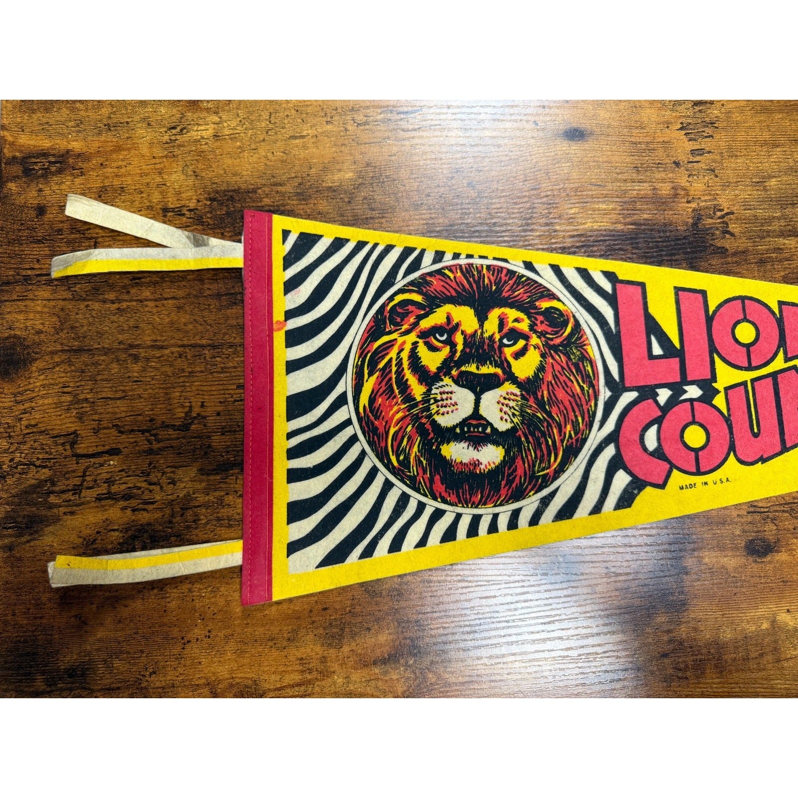 Vintage Lion Country Safari pennant Made in USA
