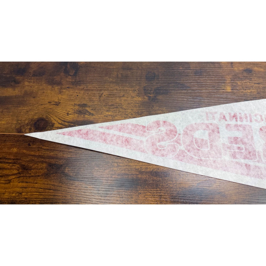 Cincinnati Reds Vintage Felt Pennant MLB Baseball Memorabilia 30 inches
