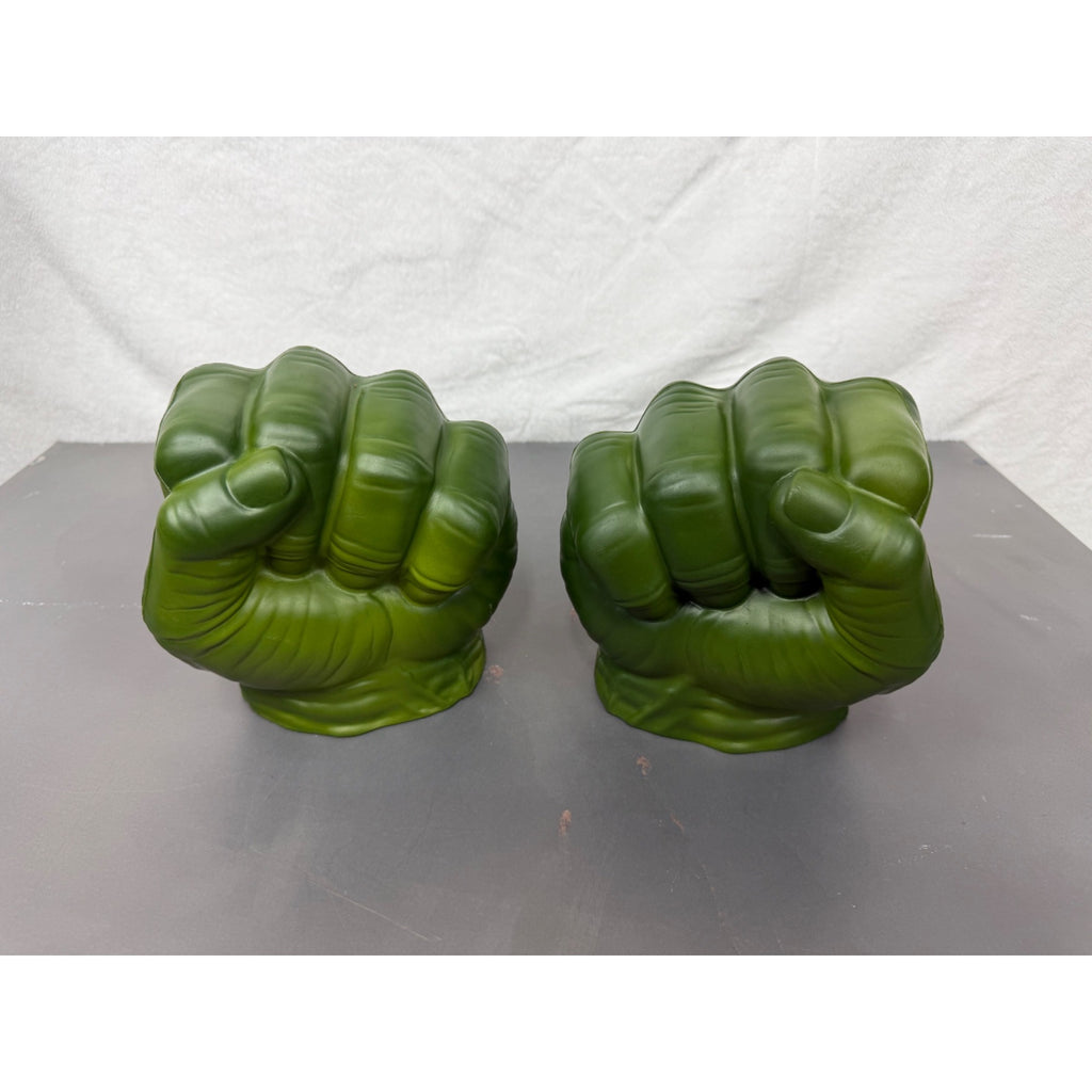 Marvel Hulk Smash Hands Green Foam Gloves 2011 Hasbro Toy Roleplay Collectors Item