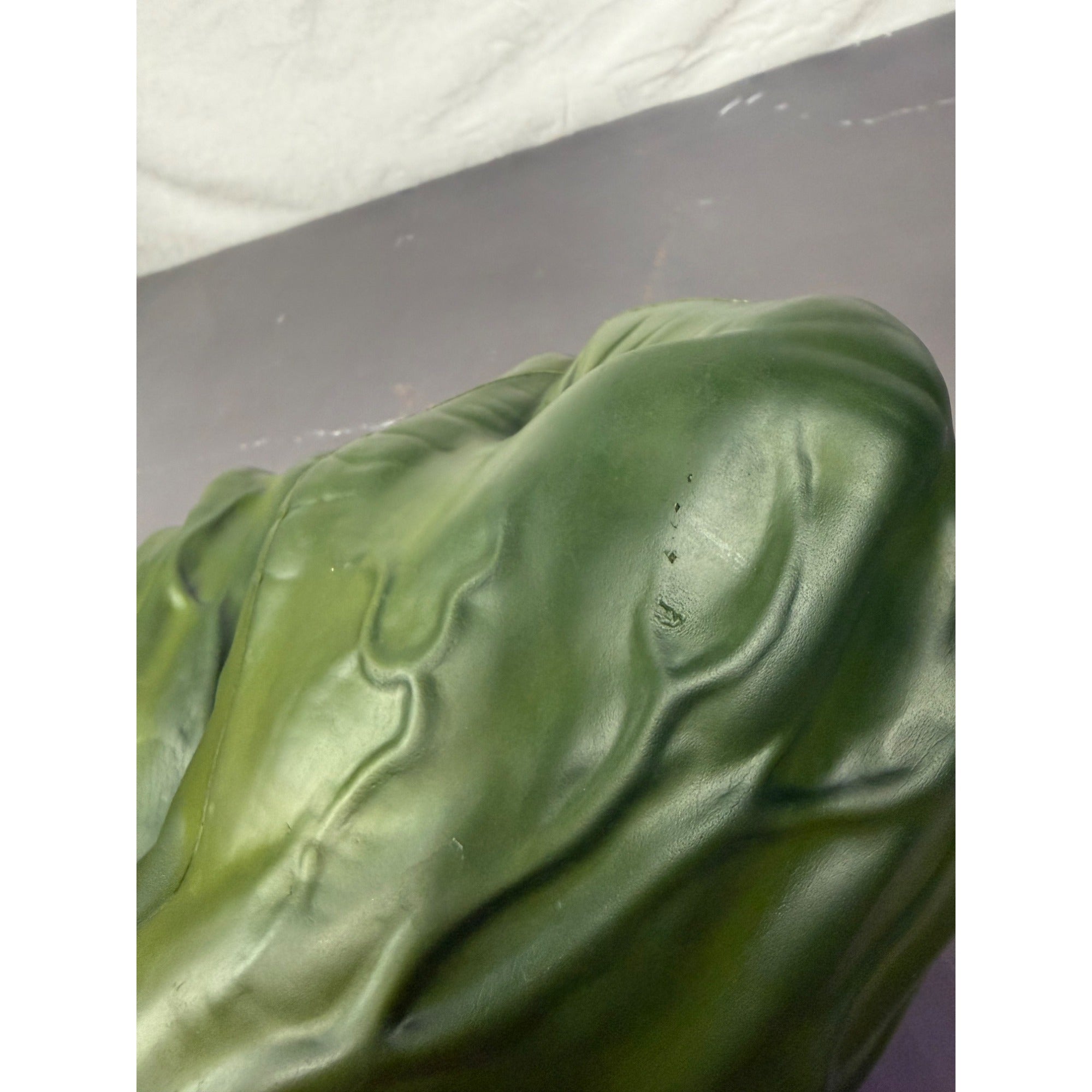 Marvel Hulk Smash Hands Green Foam Gloves 2011 Hasbro Toy Roleplay Collectors Item