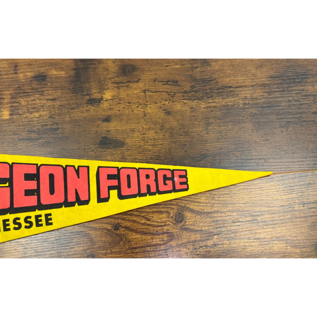Vintage Pigeon Forge Tennessee Felt Pennant Souvenir 25 inches
