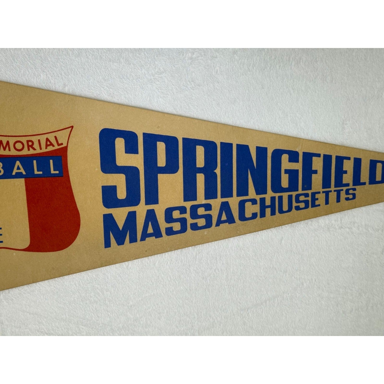 Vintage Naismith Memorial Basketball Hall of fame Springfield, Mass. pennant