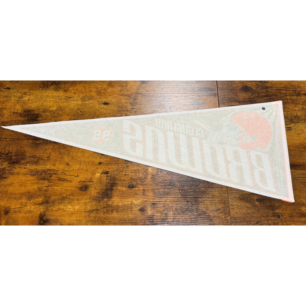 Vintage 90's NFL Cleveland Browns pennant