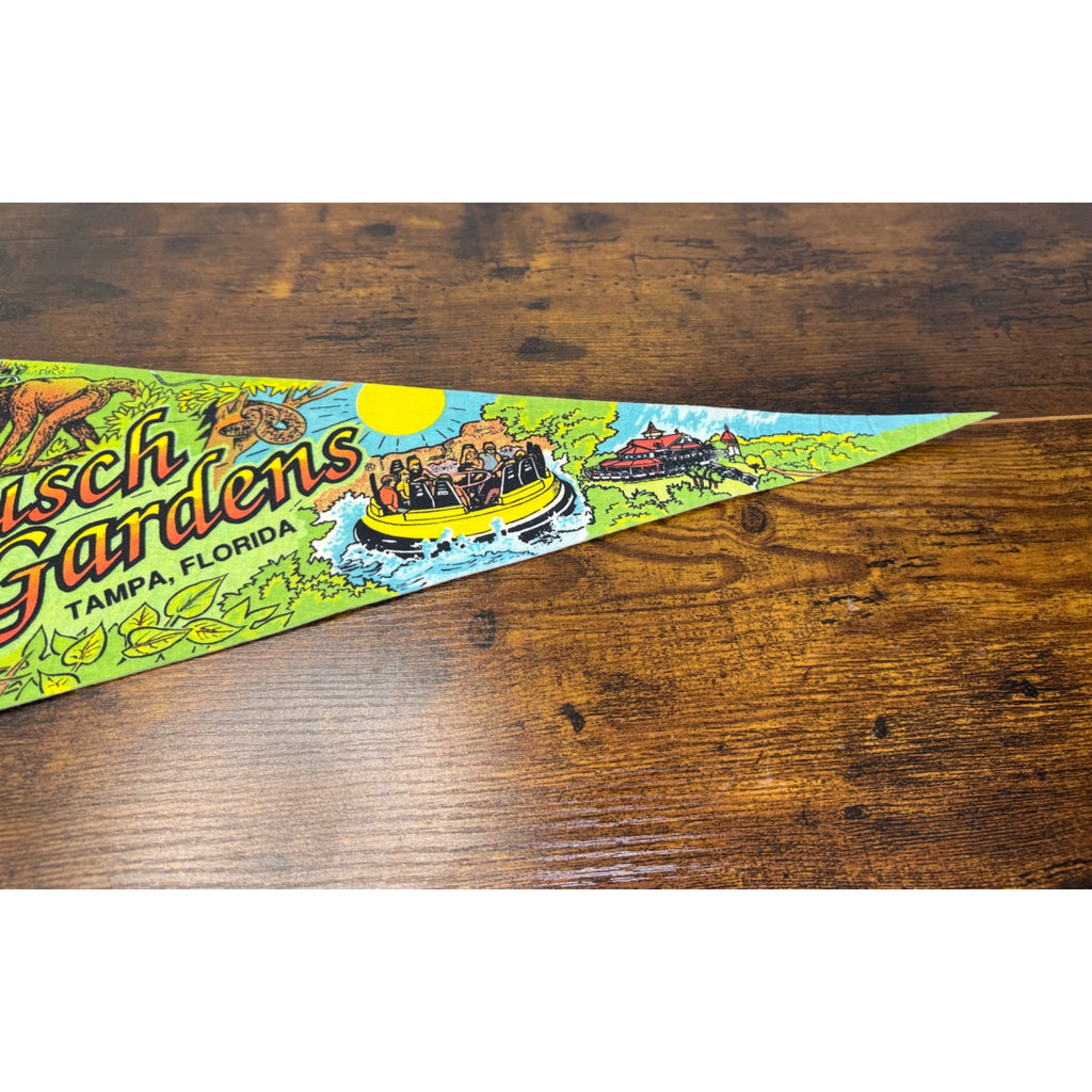 Vintage Busch Gardens Tampa Florida Souvenir Felt Pennant With Animals