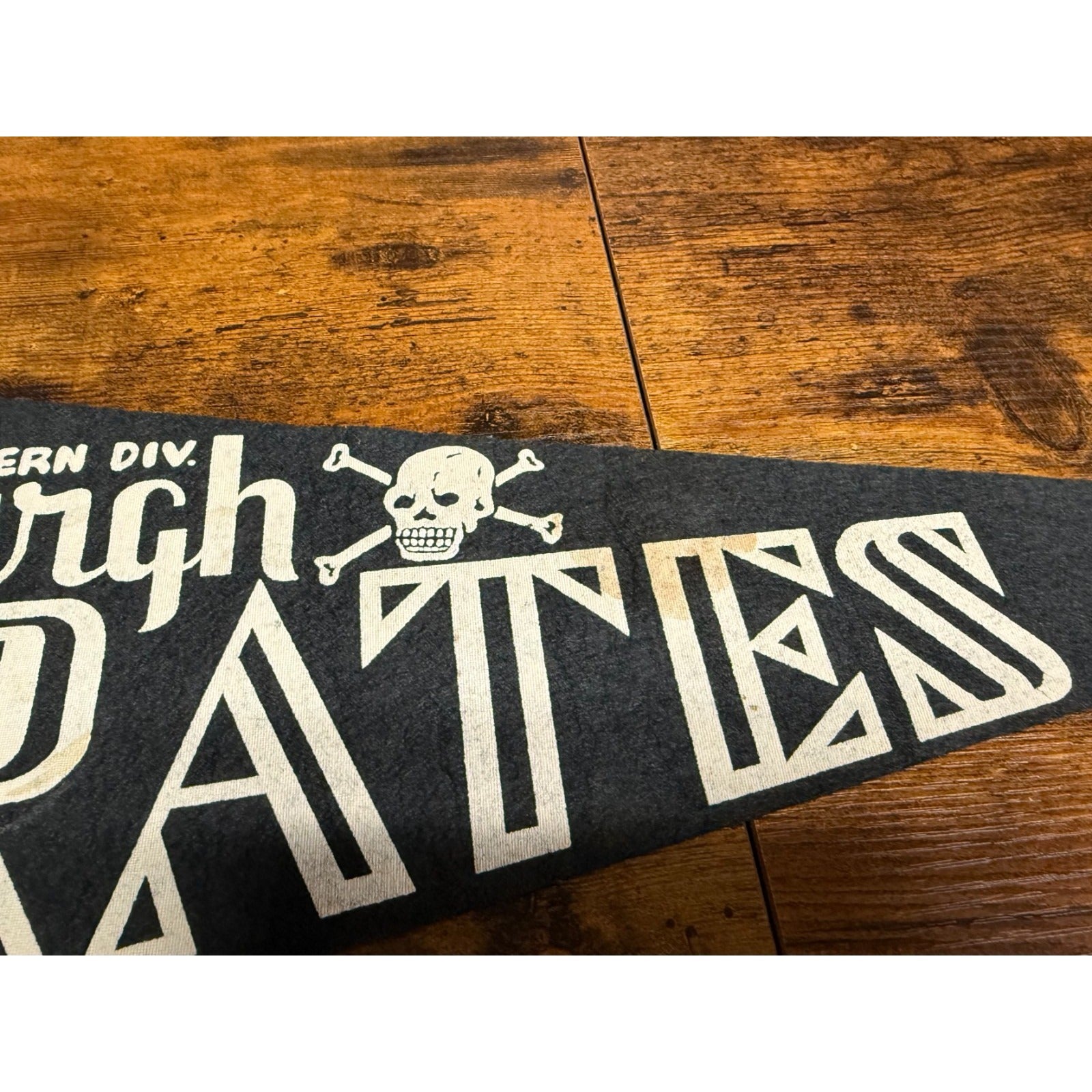 Vintage 1970 Pittsburgh Pirates pennant National League Champions roster