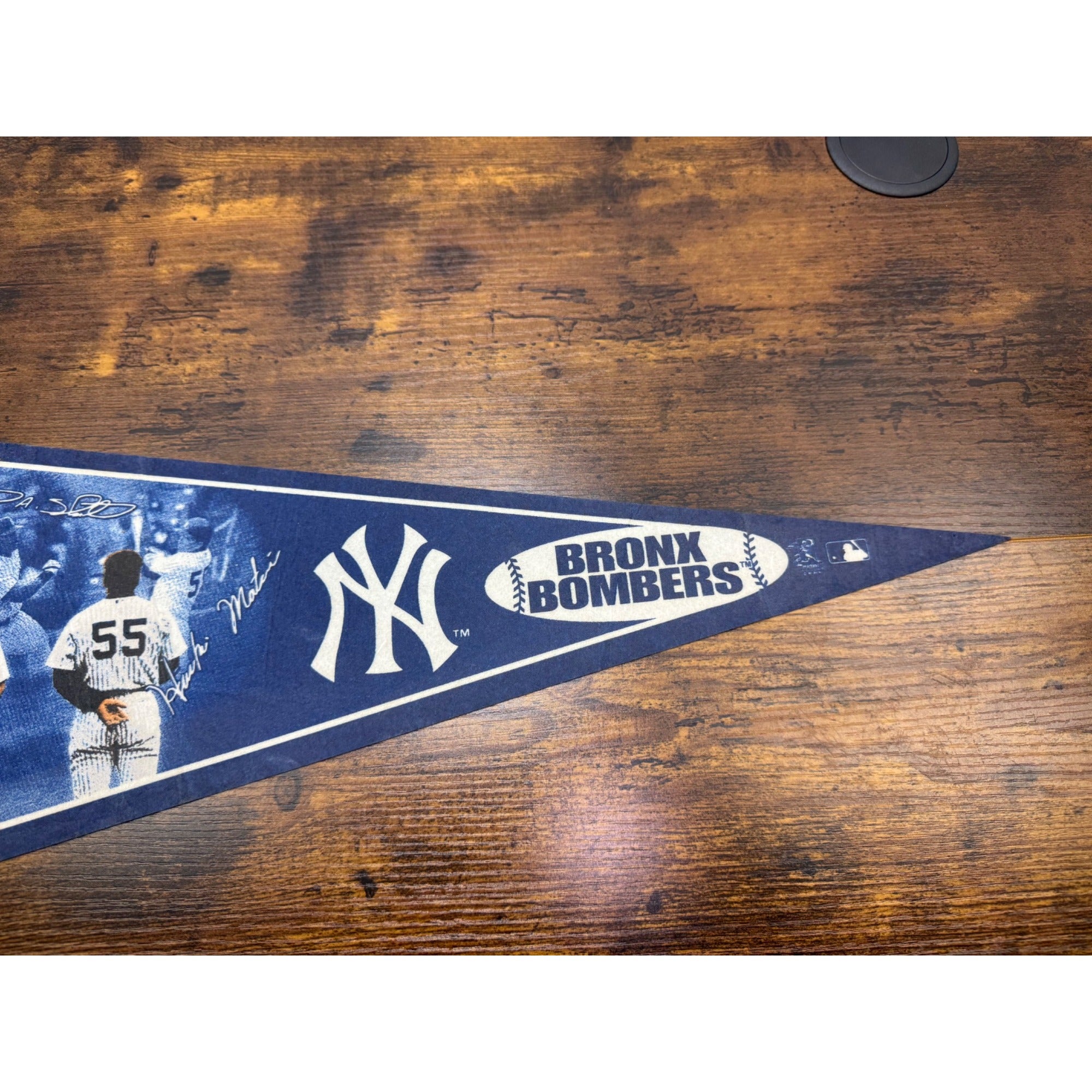 New York Yankees Bronx Bombers Vintage Felt Pennant 2004 MLB 29.5 inches