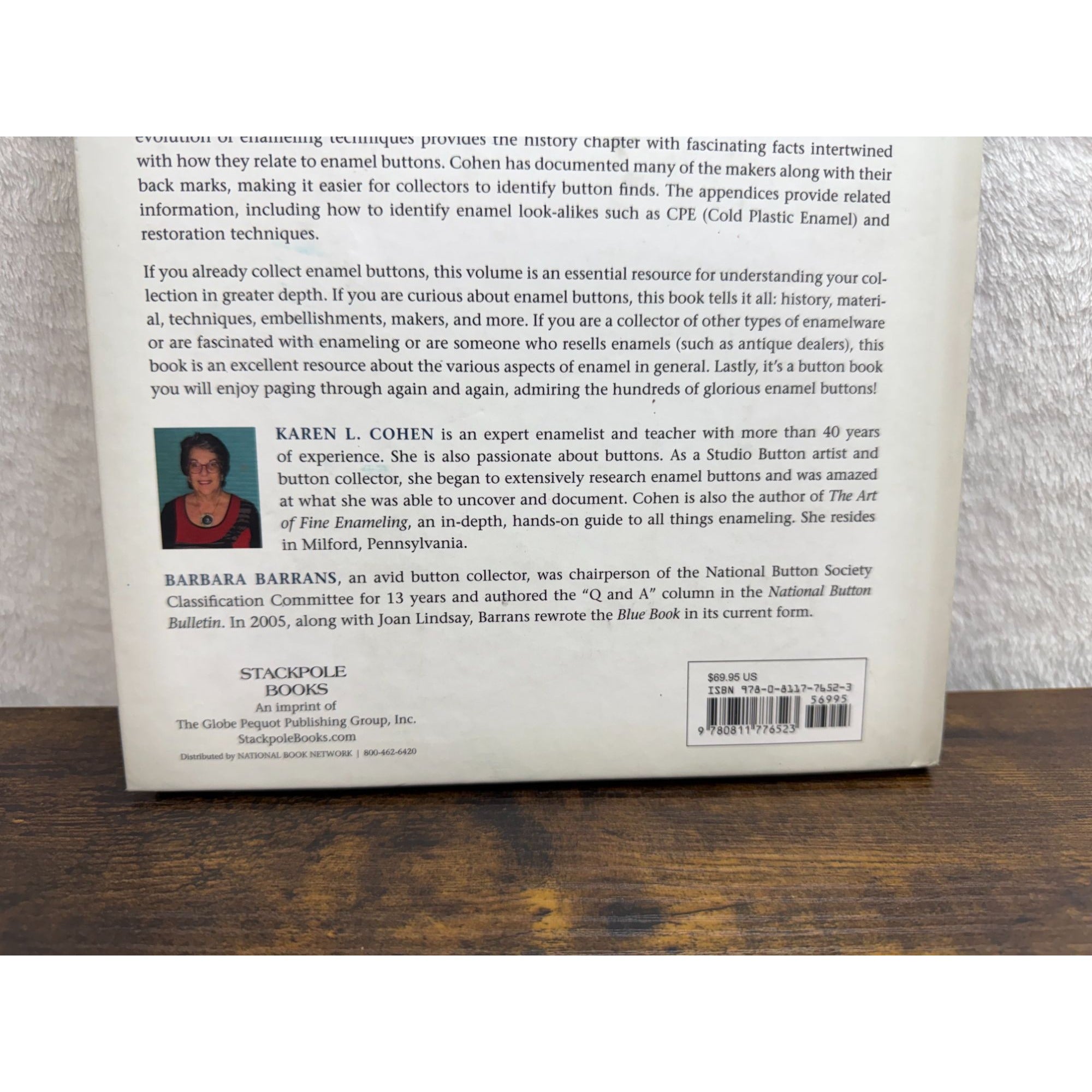 Enamel Buttons: An Essential Resource For Collectors By Karen L. Cohen Hardcover