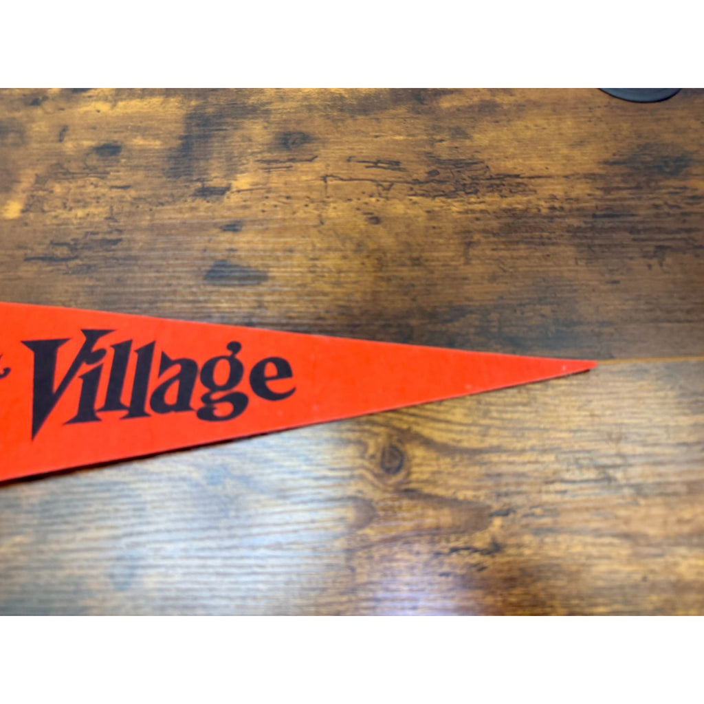 Vintage Santas Village Felt Souvenir Pennant Skyforest Calif.