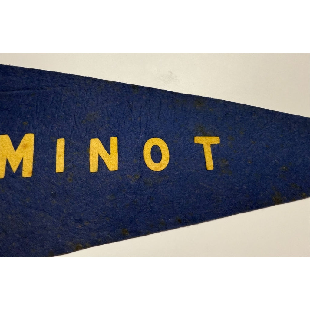 Vintage Minot pennant