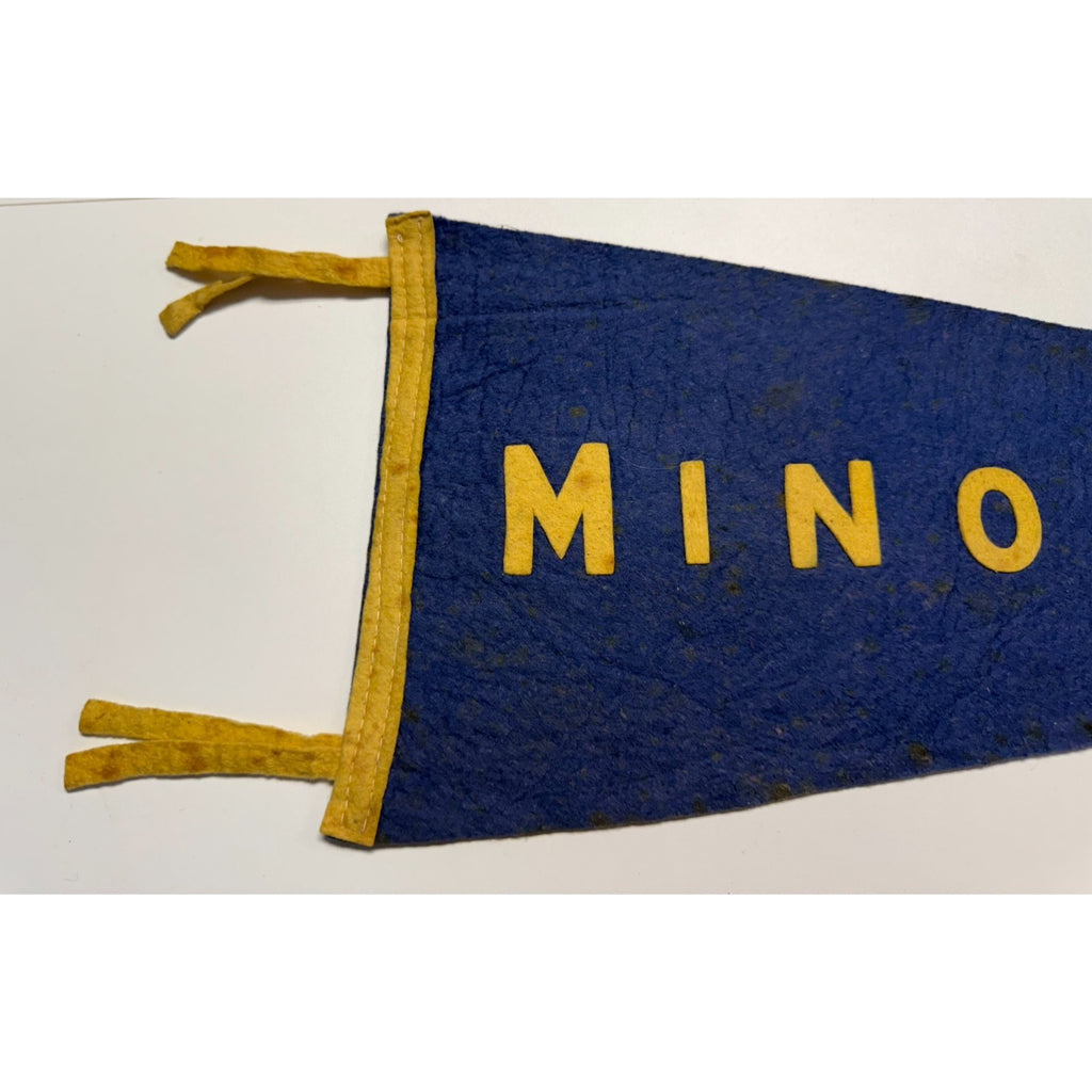Vintage Minot pennant