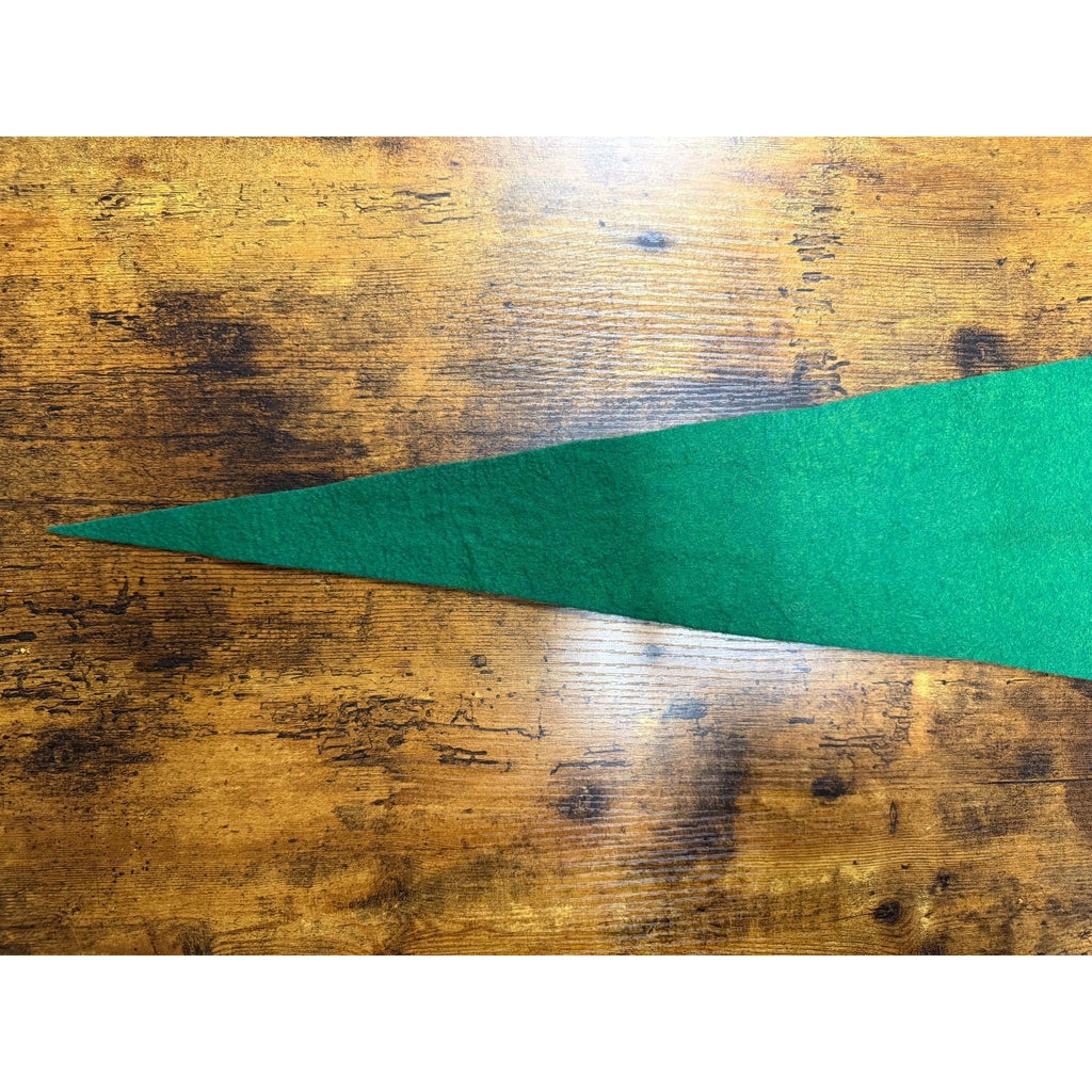 Vintage Skyline Caverns, Va pennant