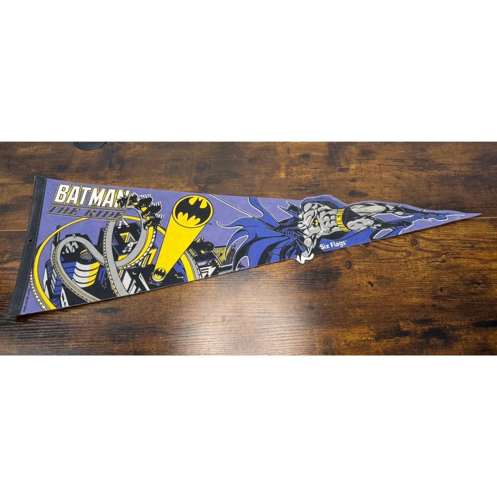 Batman The Ride Six Flags Vintage Felt Pennant Purple Yellow Comic Art