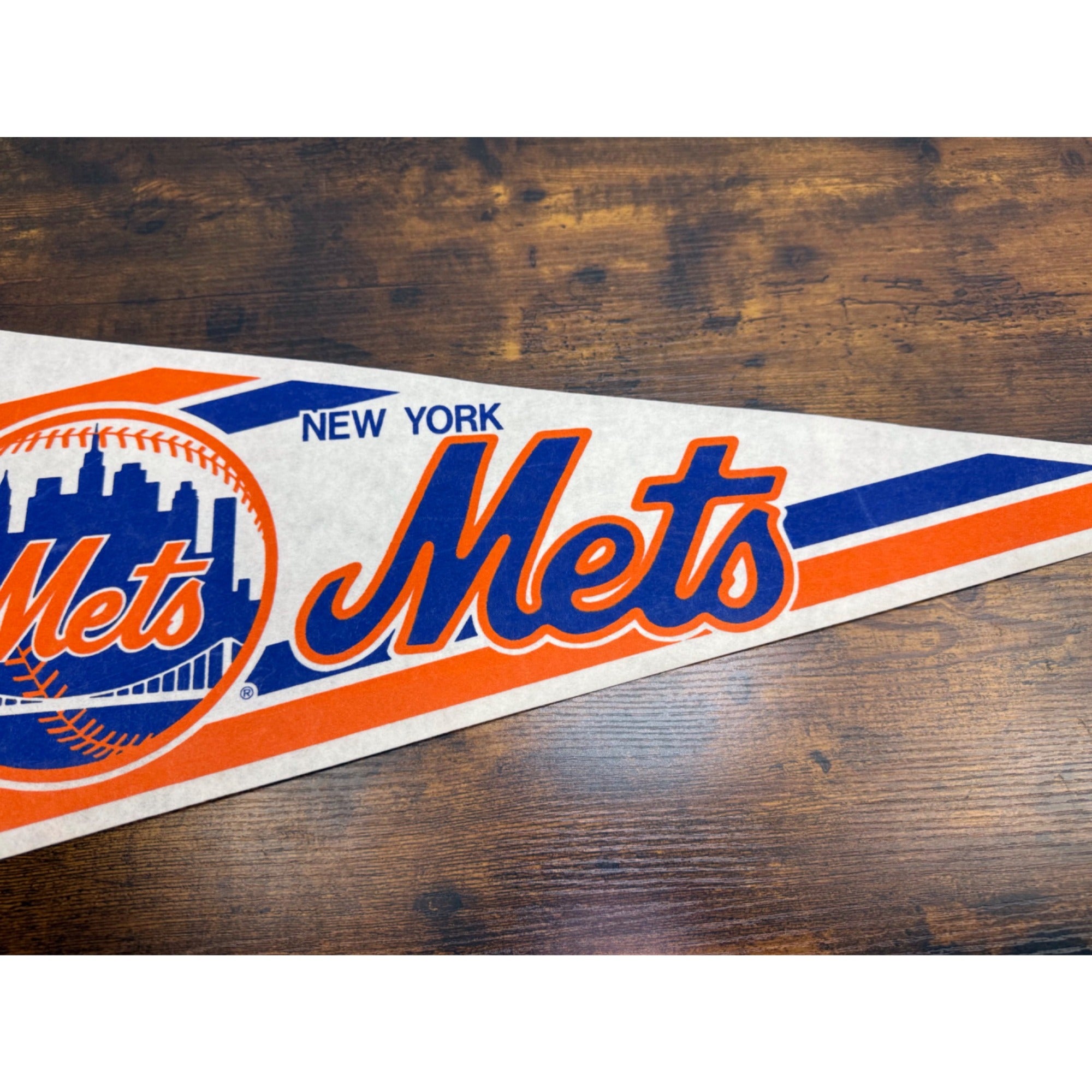 New York Mets MLB Vintage Felt Pennant Logo Sports Memorabilia 29.5 inches