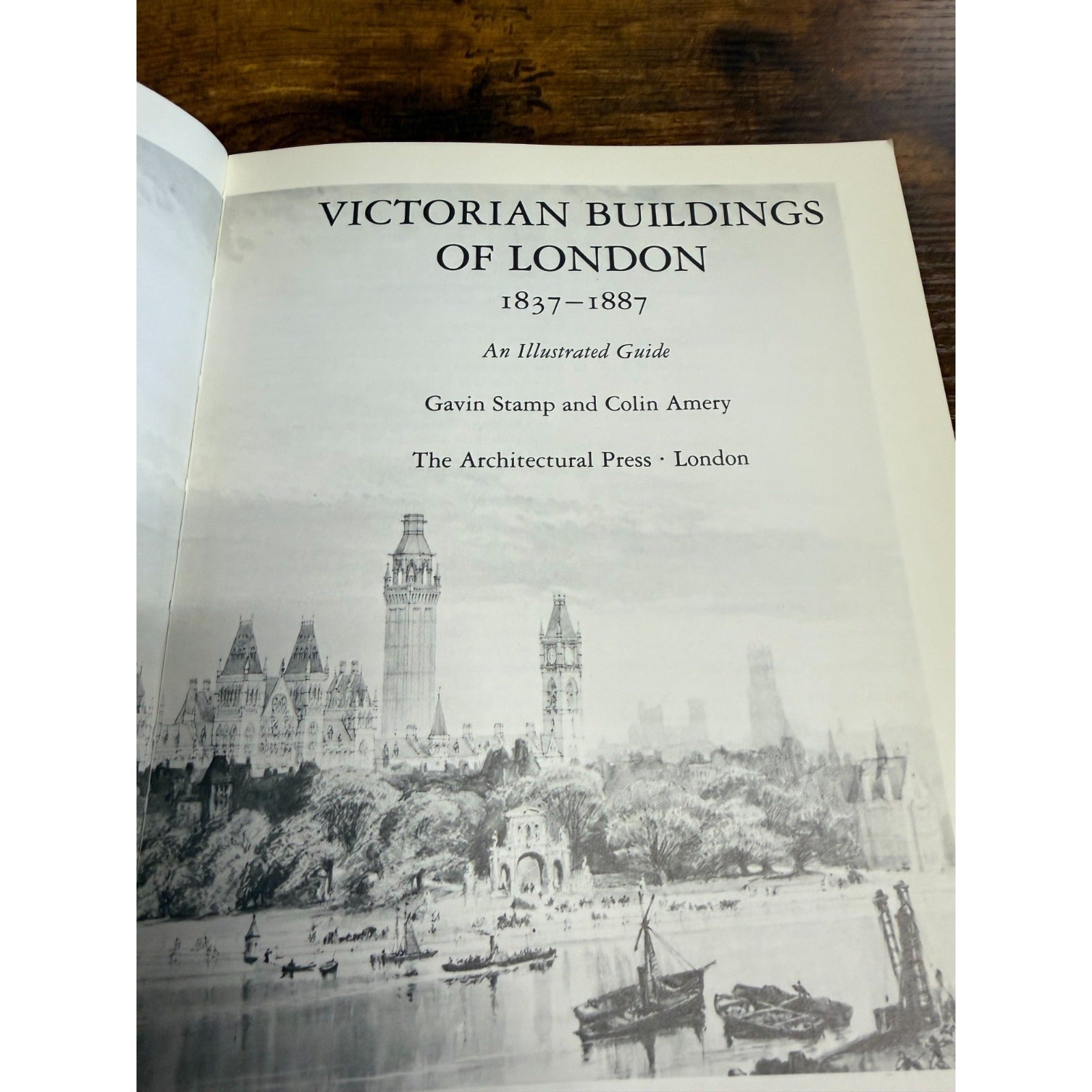 Victorian Buildings of London 1837-1887: An Illustrated Guide By Stamp and Amery