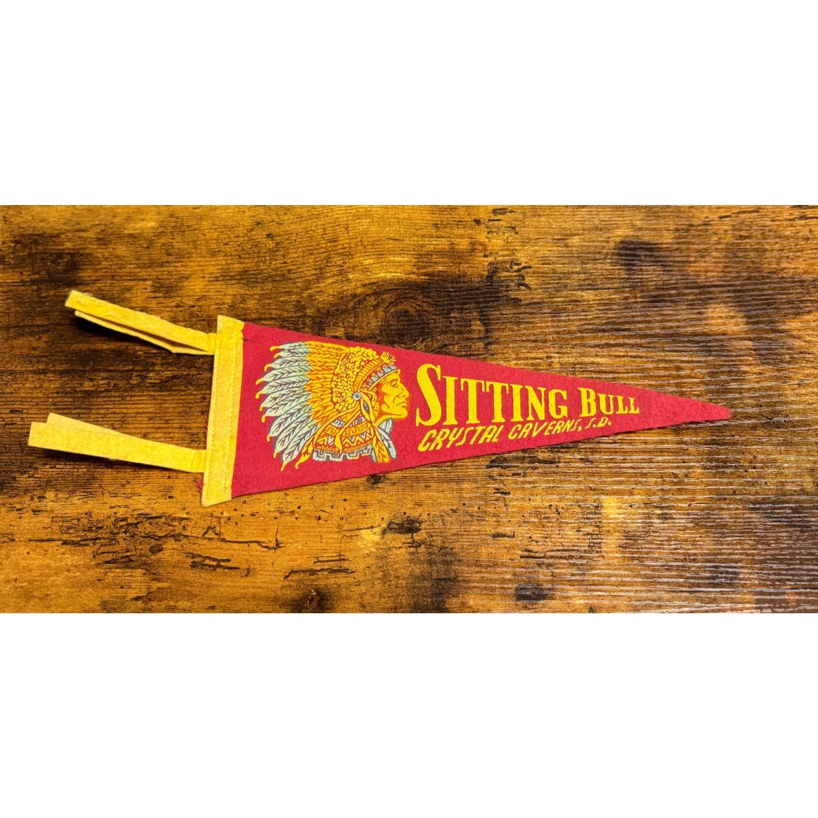 Vintage Sitting Bull Crystal Caverns, S.D. pennant