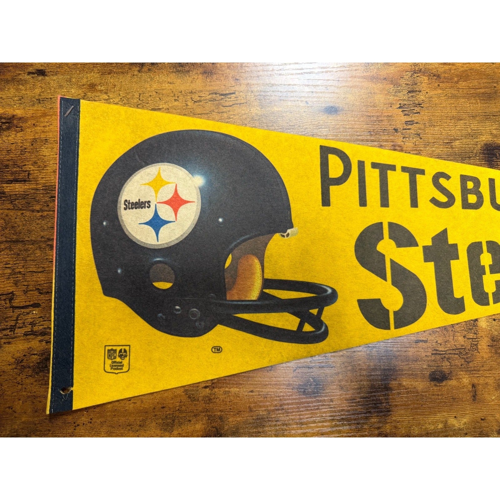 Vintage NFL Pittsburgh Steelers pennant