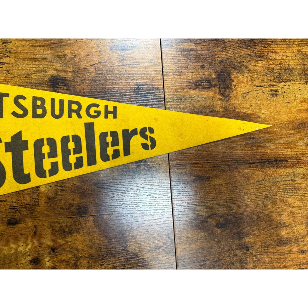 Vintage NFL Pittsburgh Steelers pennant