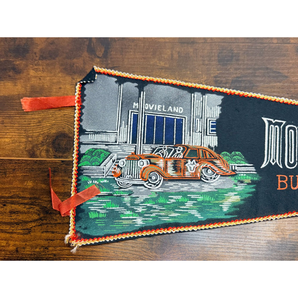 Vintage Movieland Wax Museum Buena Park California Felt Pennant