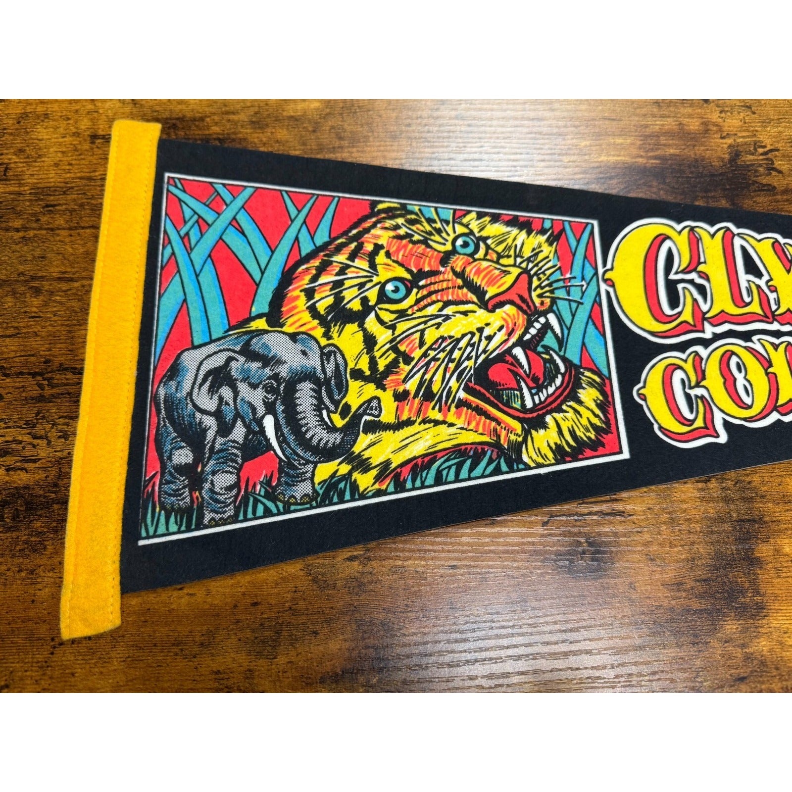 Vintage Clyde Beatty Cole Bros. Circus pennant