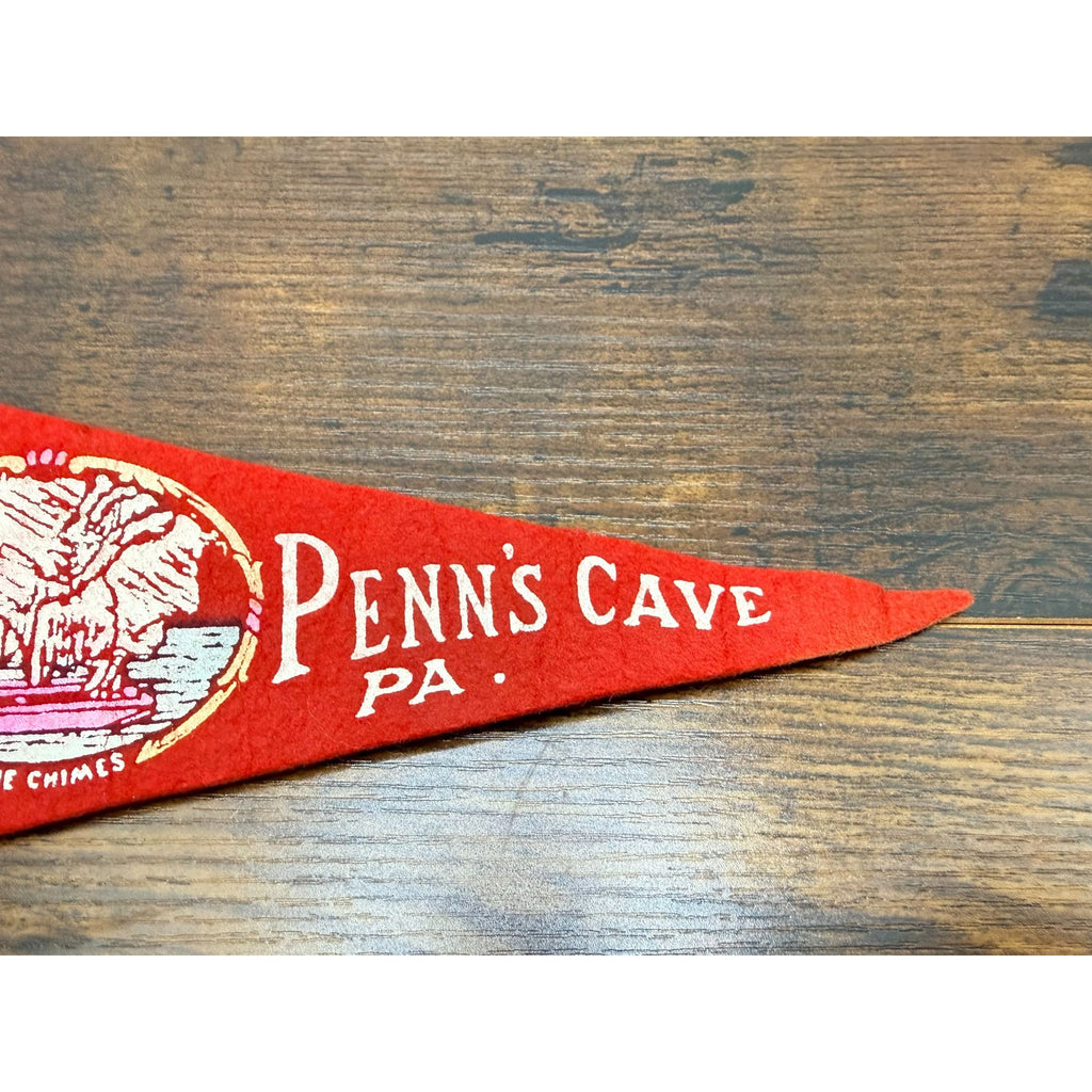 Vintage Penn's Cave PA Felt Pennant Collectible Souvenir Memorabilia 9 inches