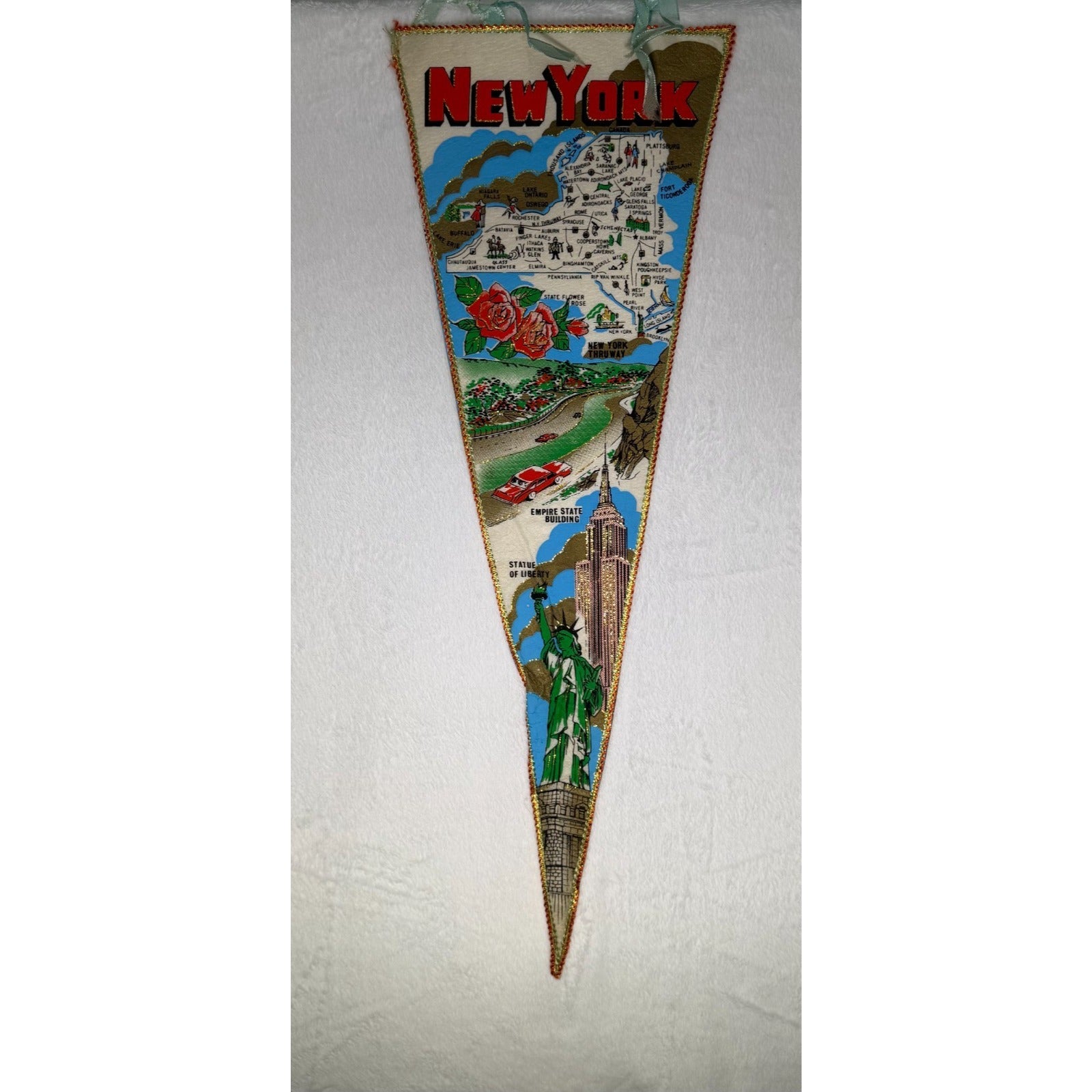 Vintage New York State pennant Made in Japan
