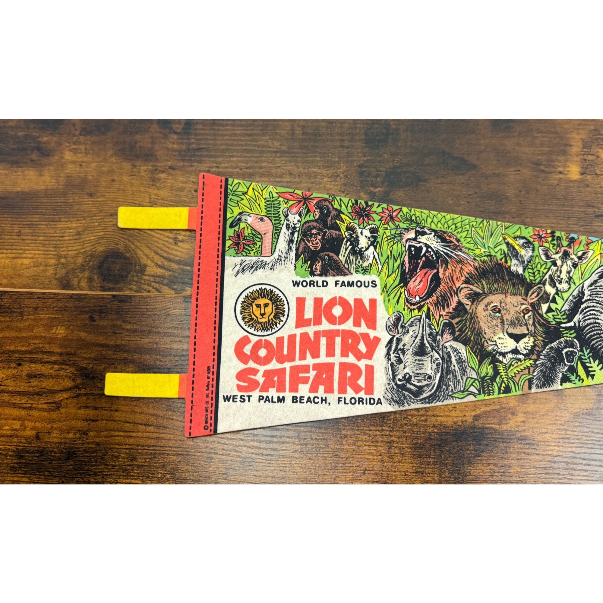 Vintage Lion Country Safari Felt Pennant West Palm Beach Florida 25 inches