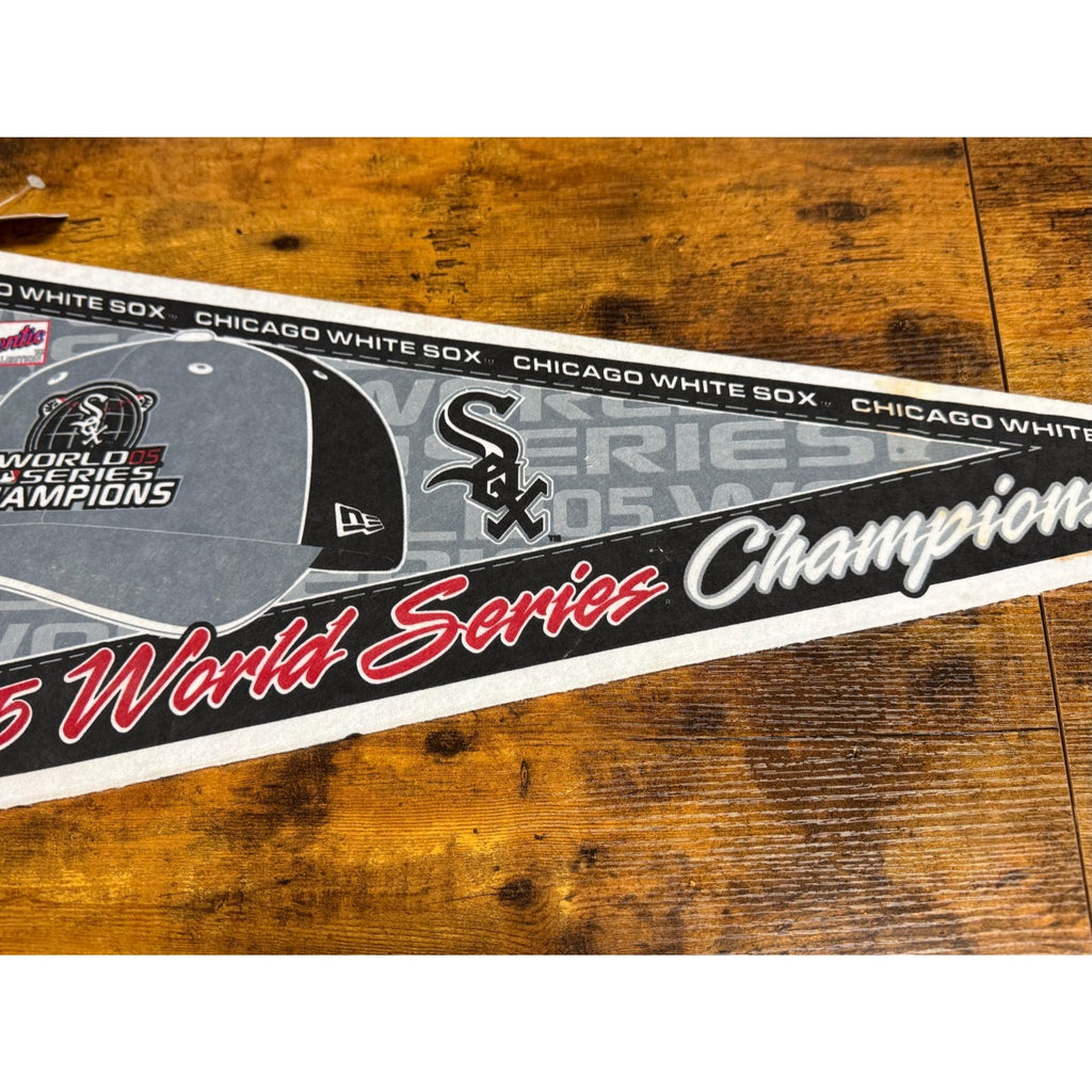 Vintage 2005 World Series Champions Chicago White Sox pennant