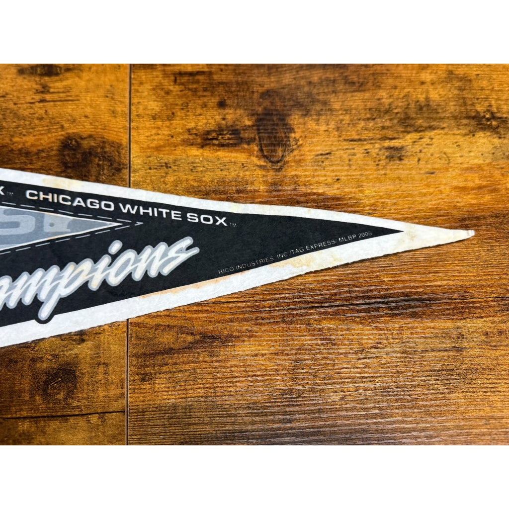 Vintage 2005 World Series Champions Chicago White Sox pennant