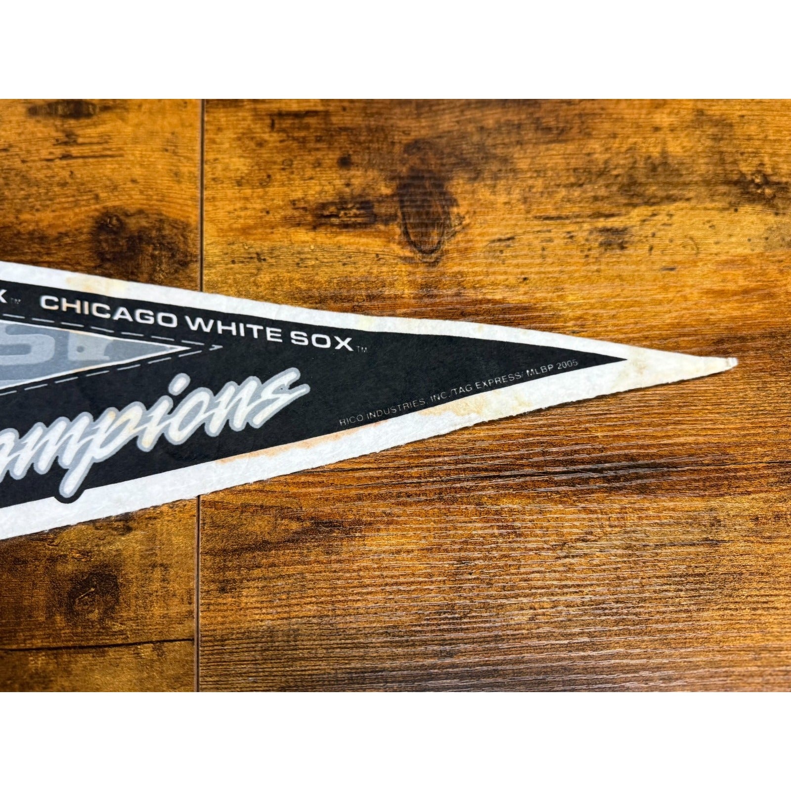 Vintage 2005 World Series Champions Chicago White Sox pennant