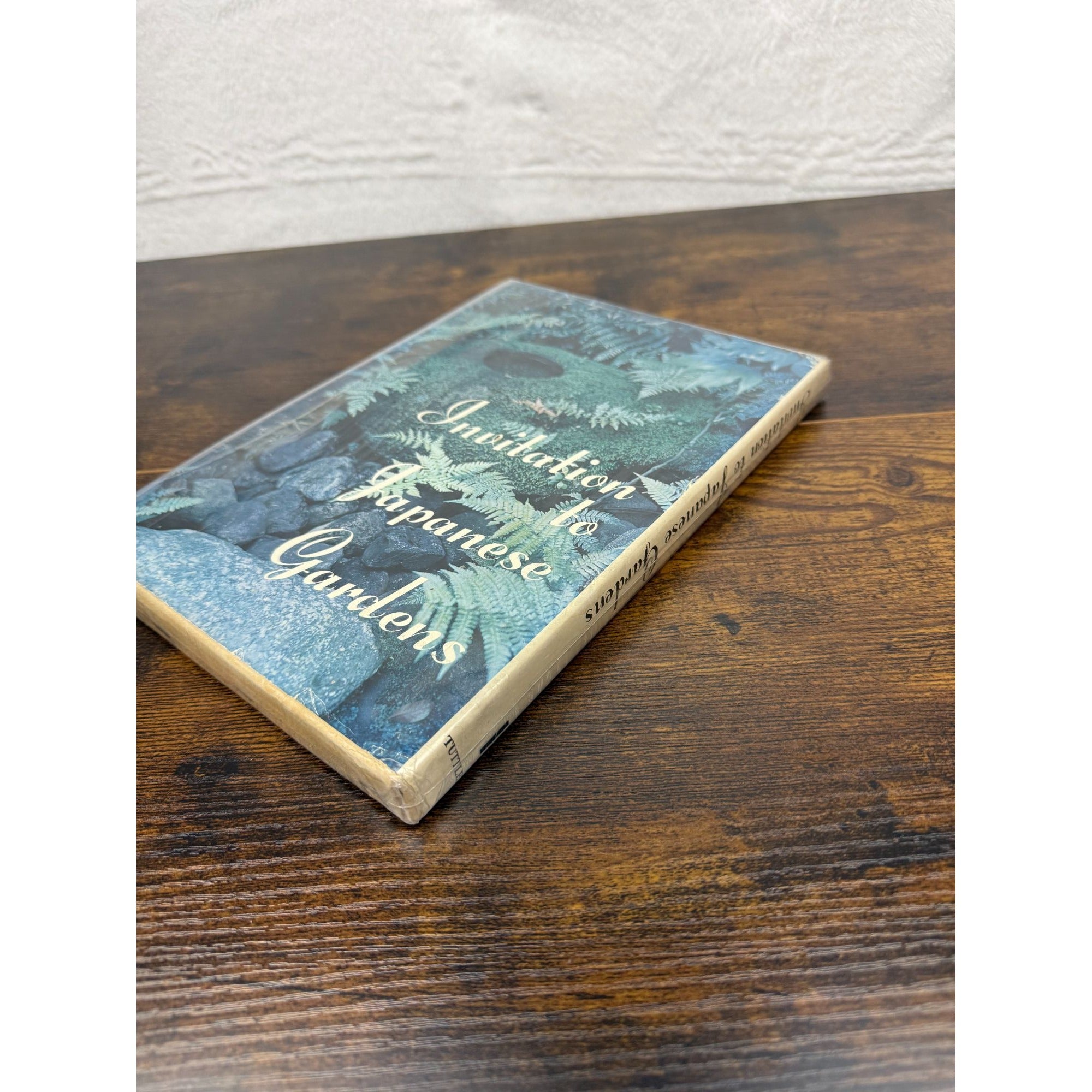 Invitation To Japanese Gardens Hardcover Book By Charles E. Tuttle Co. Publishers