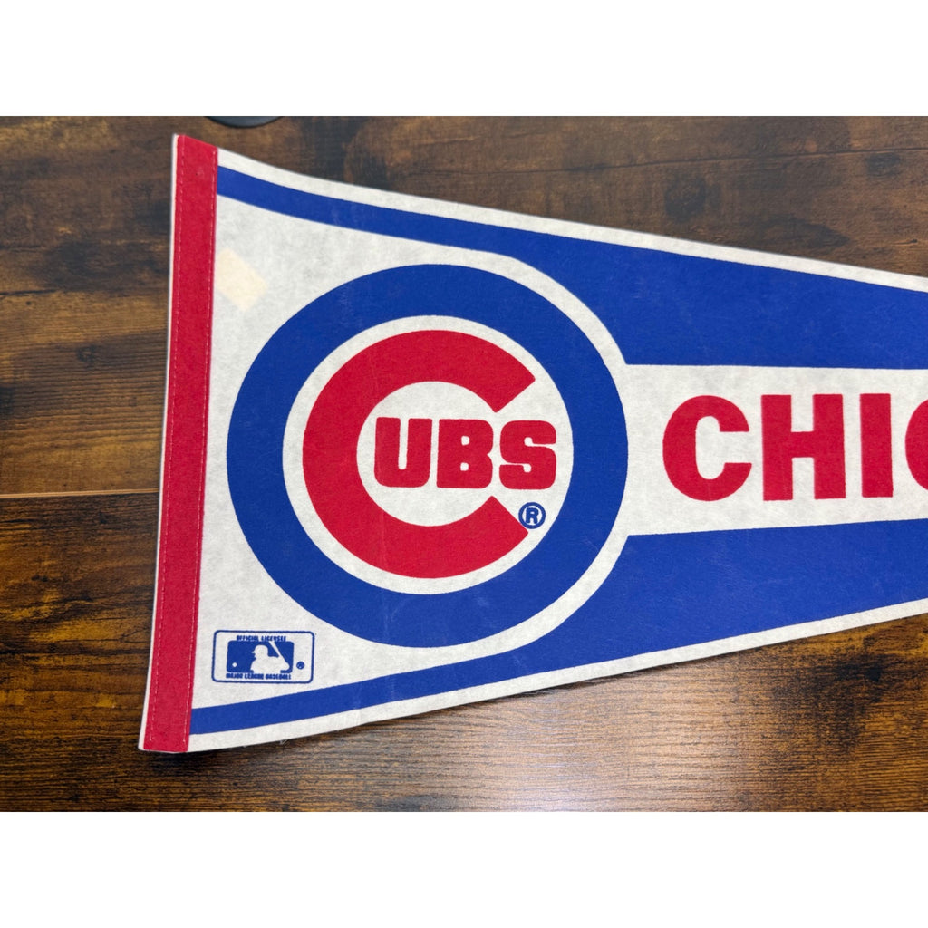 Chicago Cubs MLB Vintage Felt Pennant Flag Sports Memorabilia 30 inches