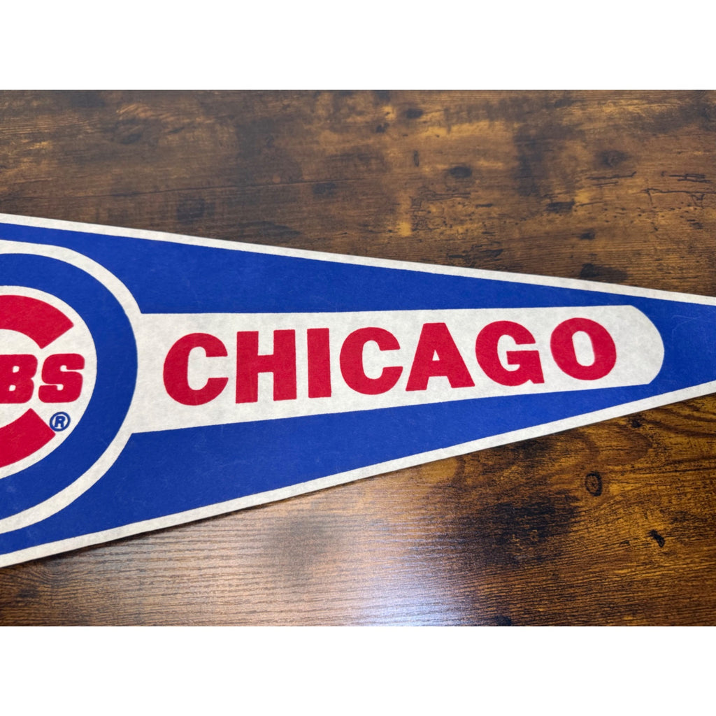 Chicago Cubs MLB Vintage Felt Pennant Flag Sports Memorabilia 30 inches
