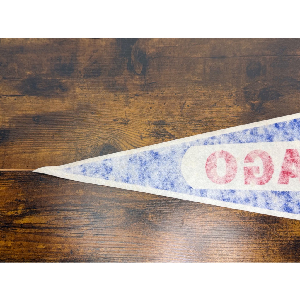 Chicago Cubs MLB Vintage Felt Pennant Flag Sports Memorabilia 30 inches