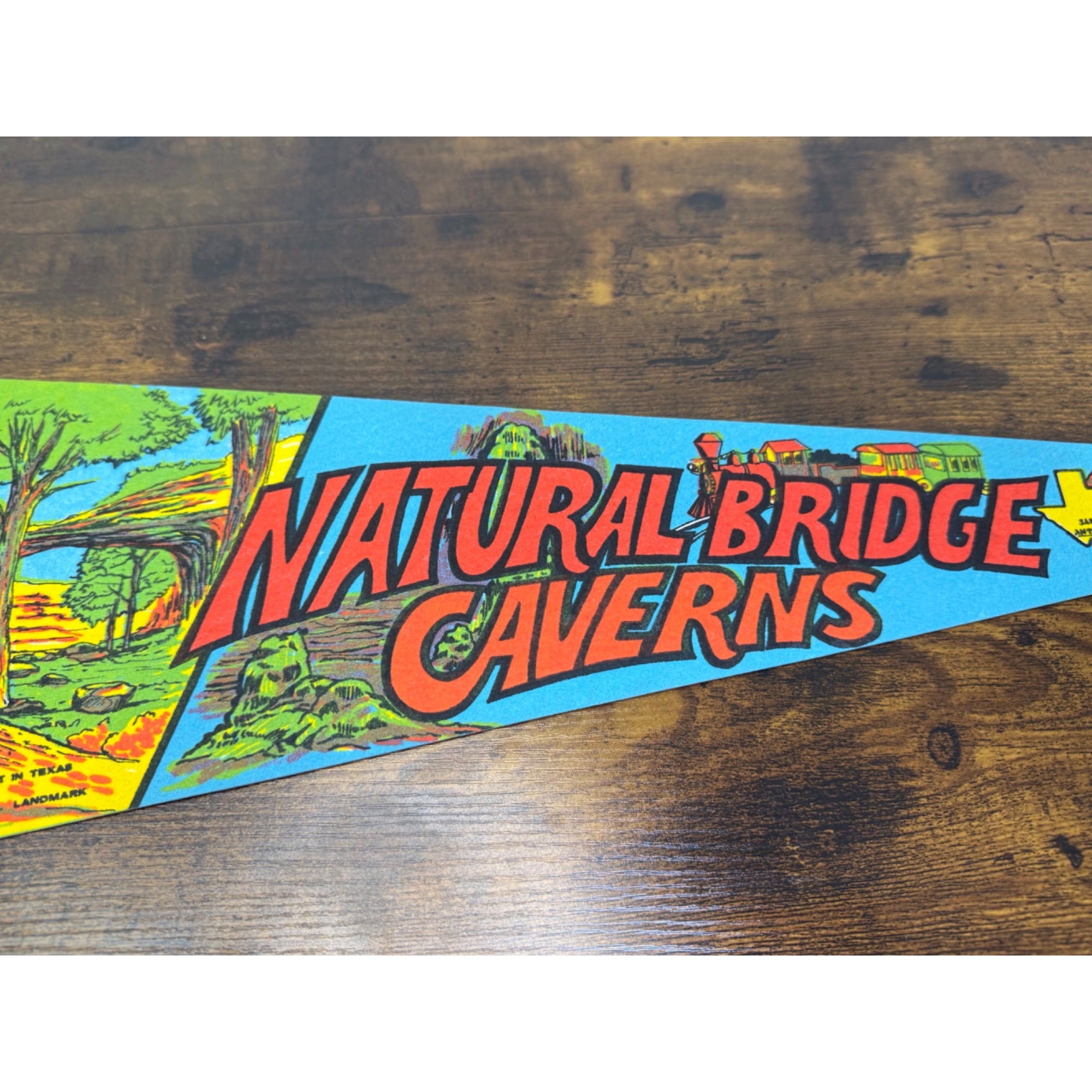 Natural Bridge Caverns Vintage 1977 Felt Pennant National Landmark 25 inches