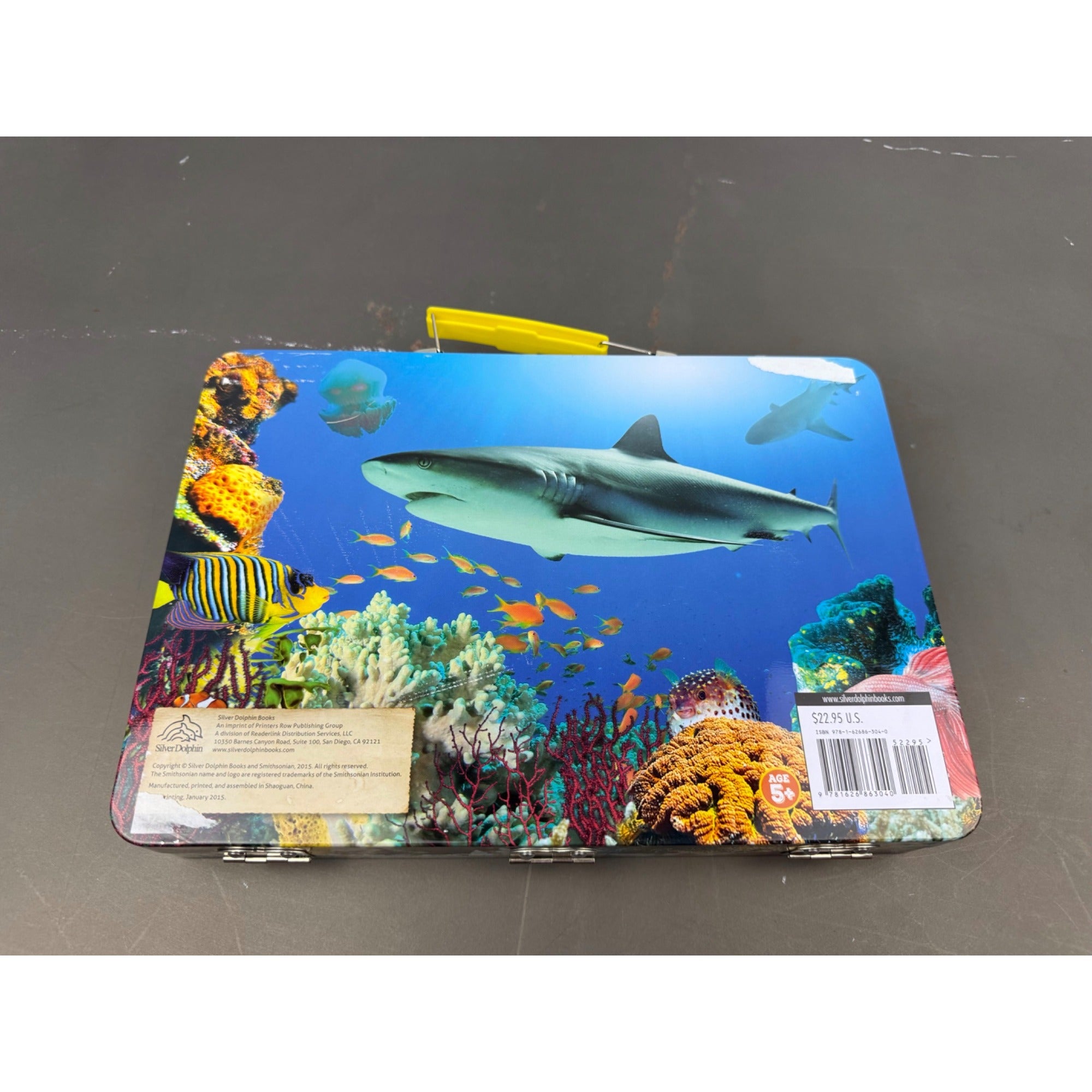 Smithsonian Magnetic Adventures Sea Life Set With Guidebook & Reusable Clings