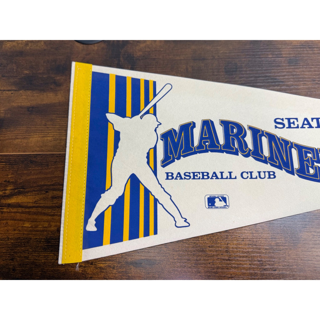 Seattle Mariners Vintage MLB Pennant Baseball Club Official Licensed 30 inches