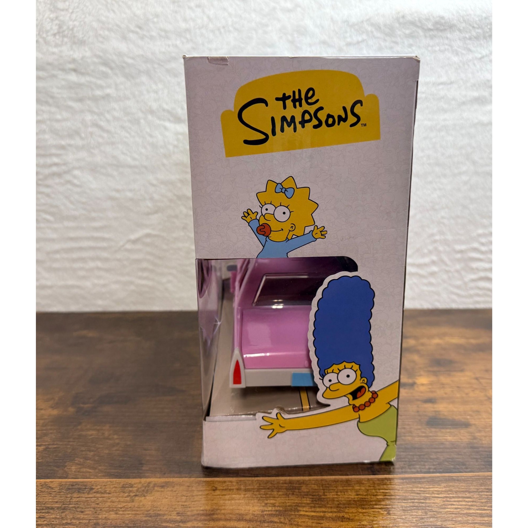 The Simpsons Family Sedan Set With Figures New with Box Damage