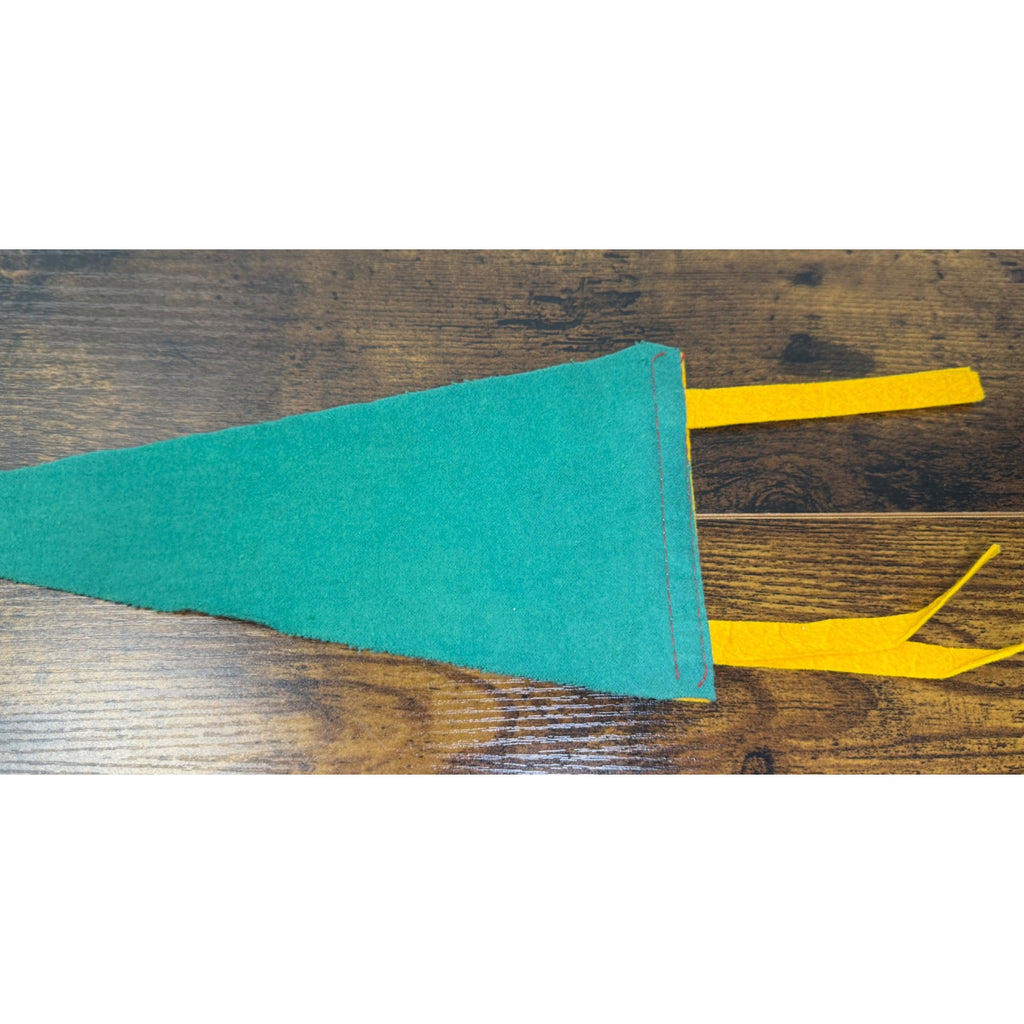 Vintage Mackinaw City Michigan Felt Pennant With Bridge Illustration