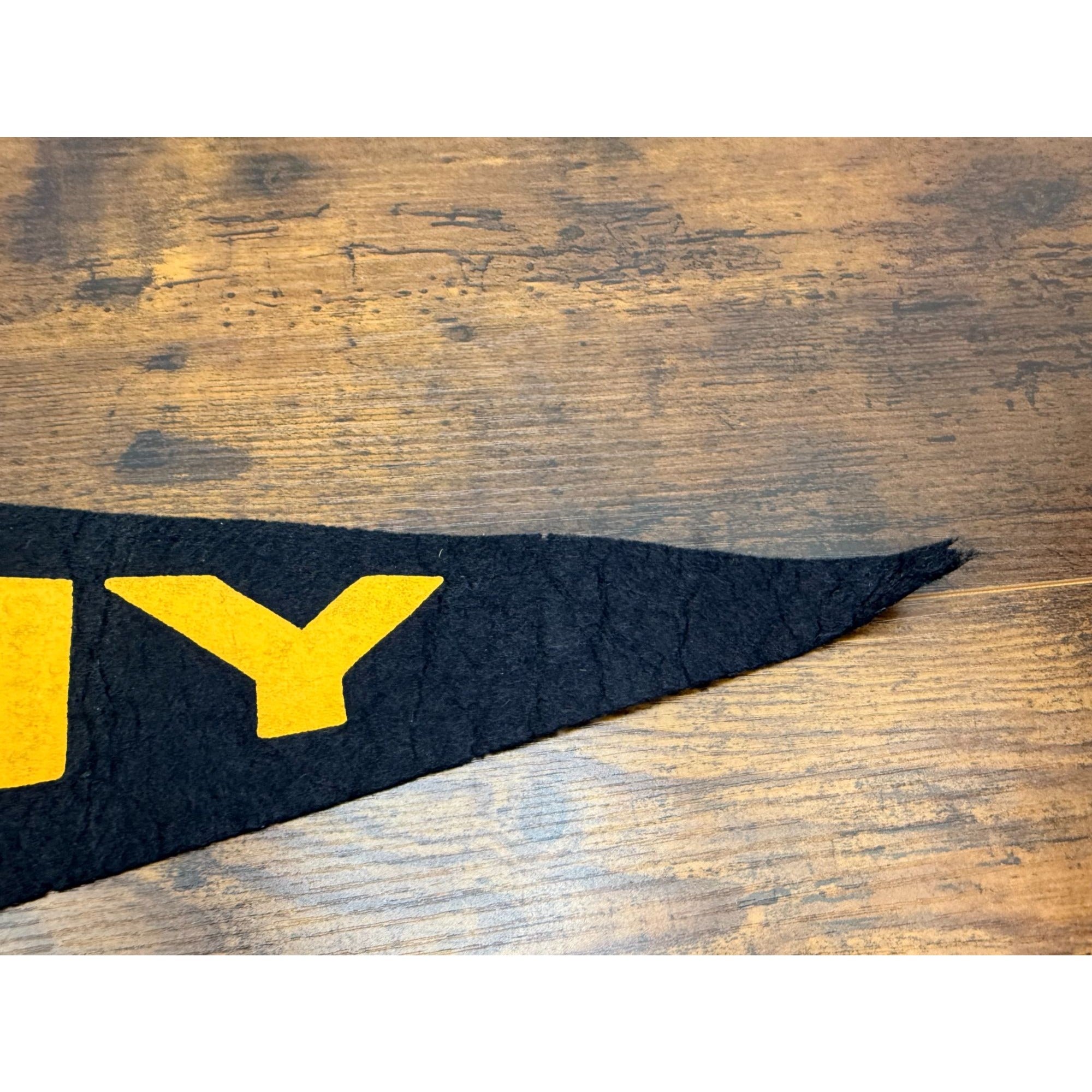 Vintage West Point Army Felt Pennant With Eagle & Shield Military Memorabilia
