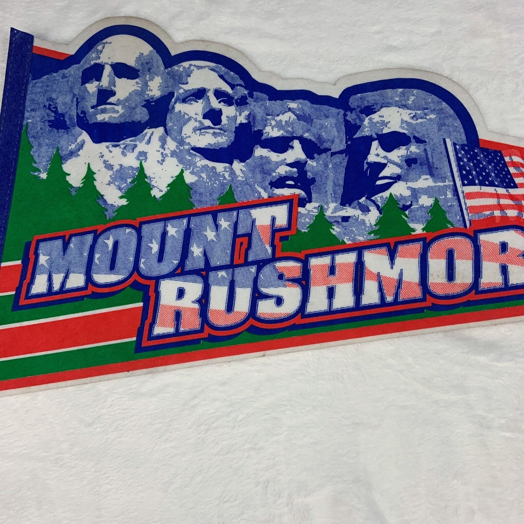 Vintage Mount Rushmore pennant