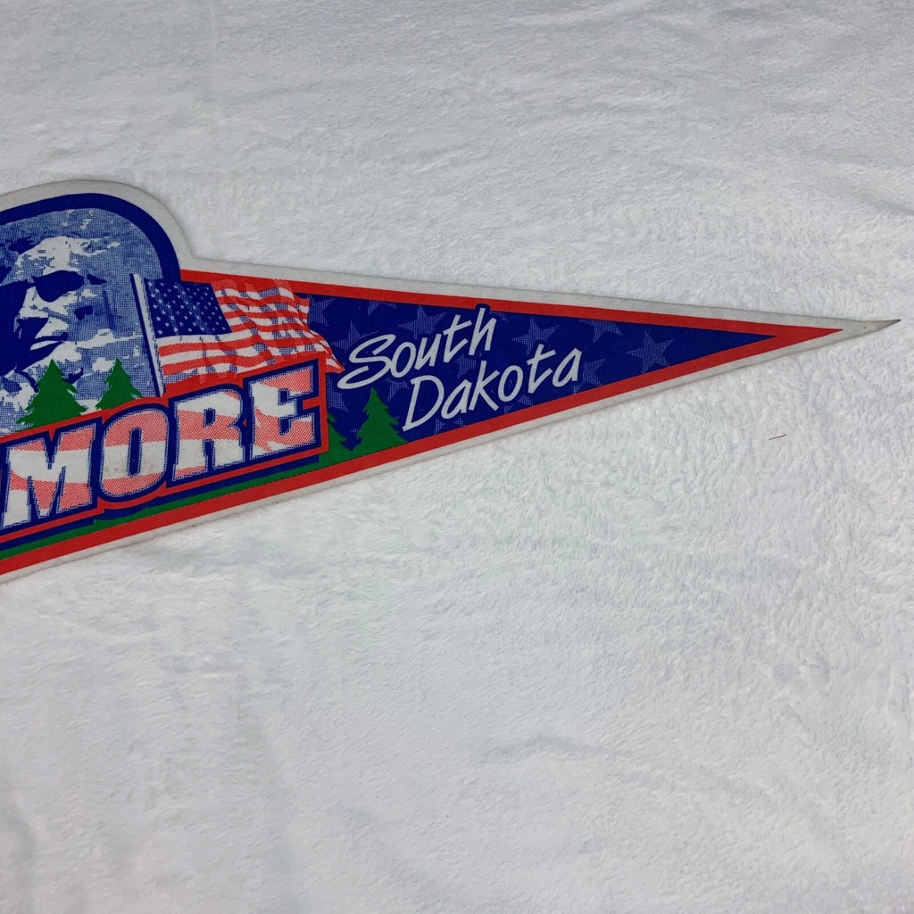 Vintage Mount Rushmore pennant