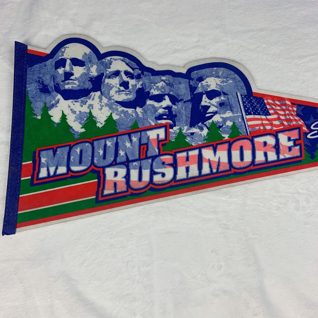 Vintage Mount Rushmore pennant