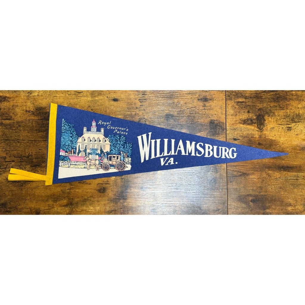 Vintage Felt Pennant Williamsburg, VA. Flag Royal Governors Palace Virginia