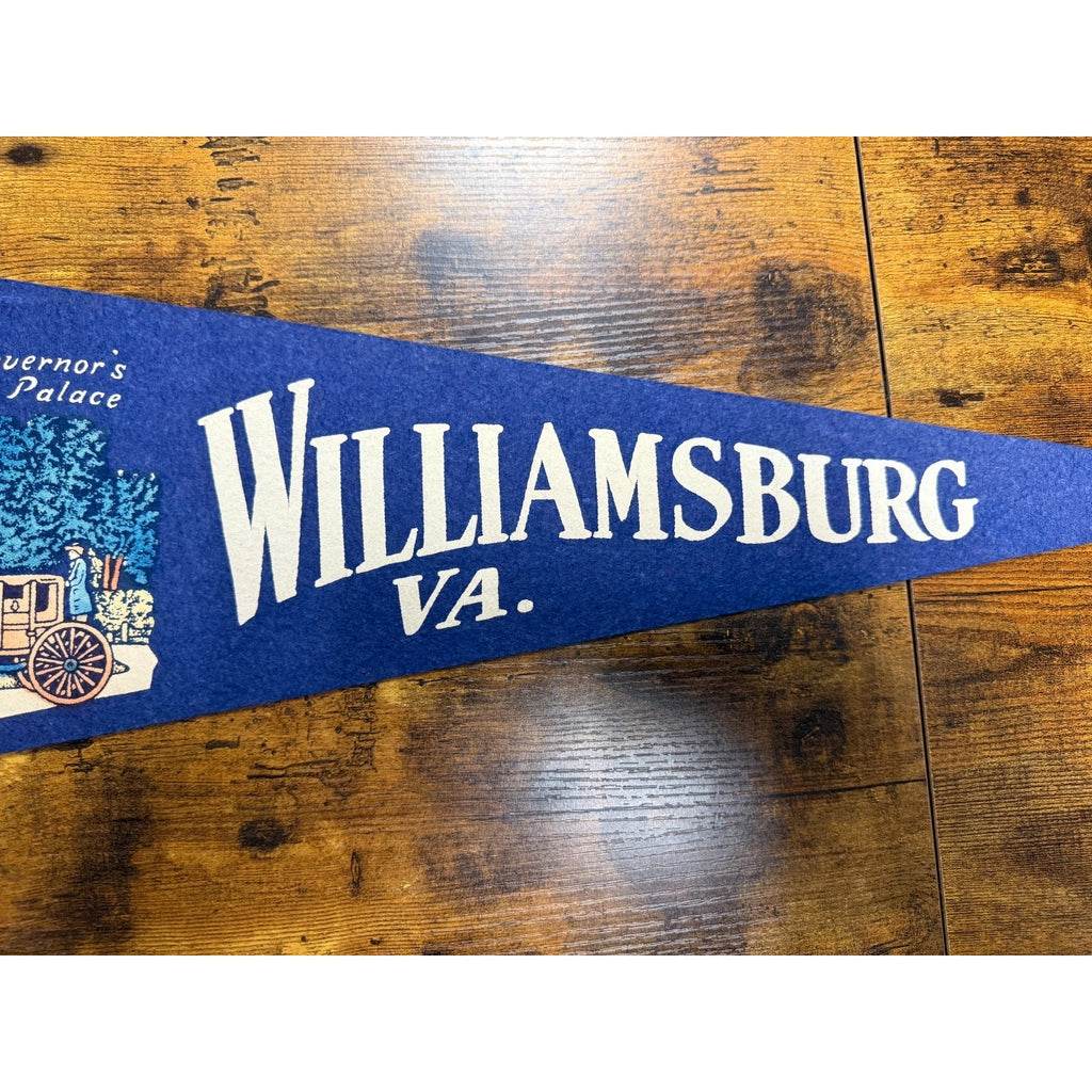Vintage Felt Pennant Williamsburg, VA. Flag Royal Governors Palace Virginia