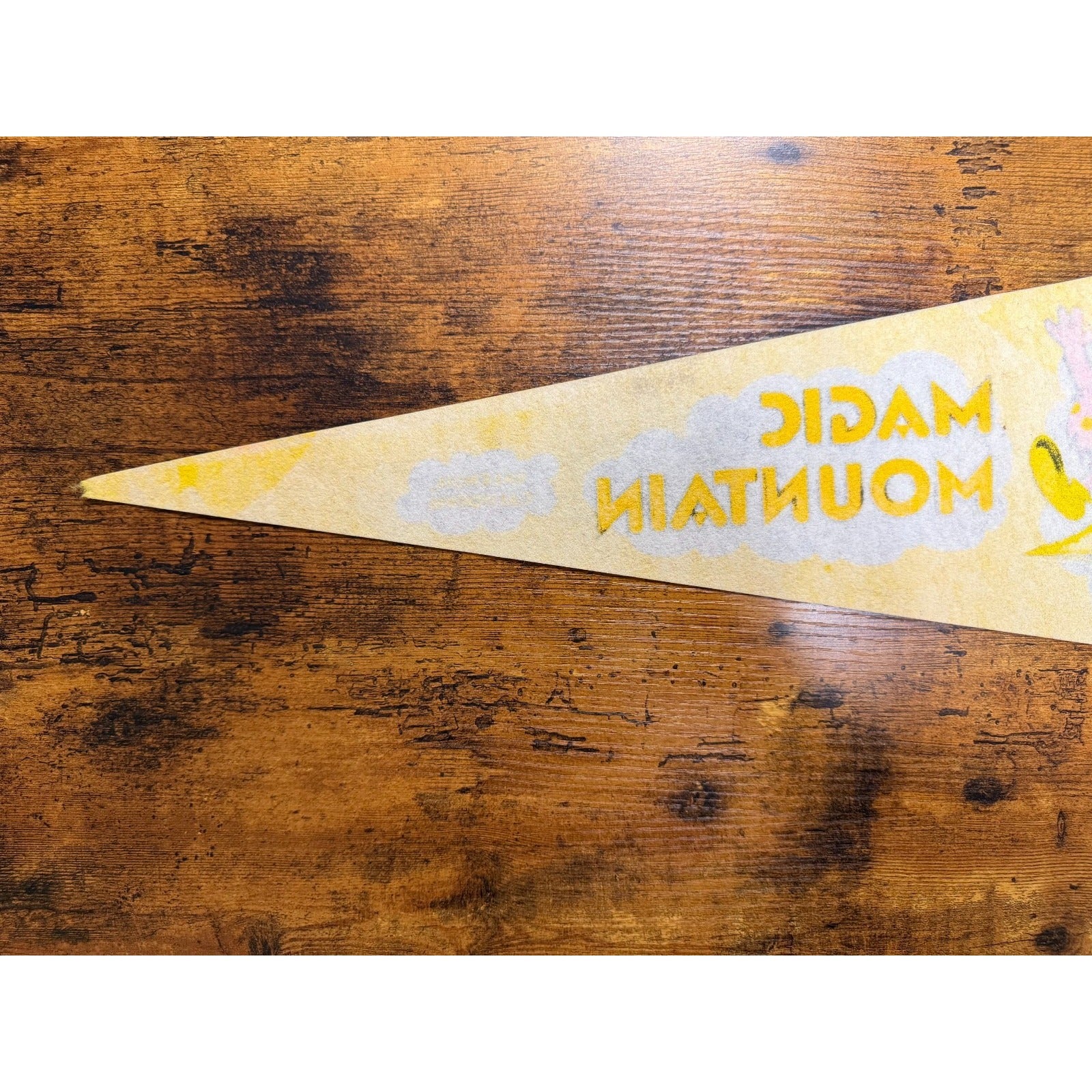 Vintage Magic Mountain Valencia, California pennant