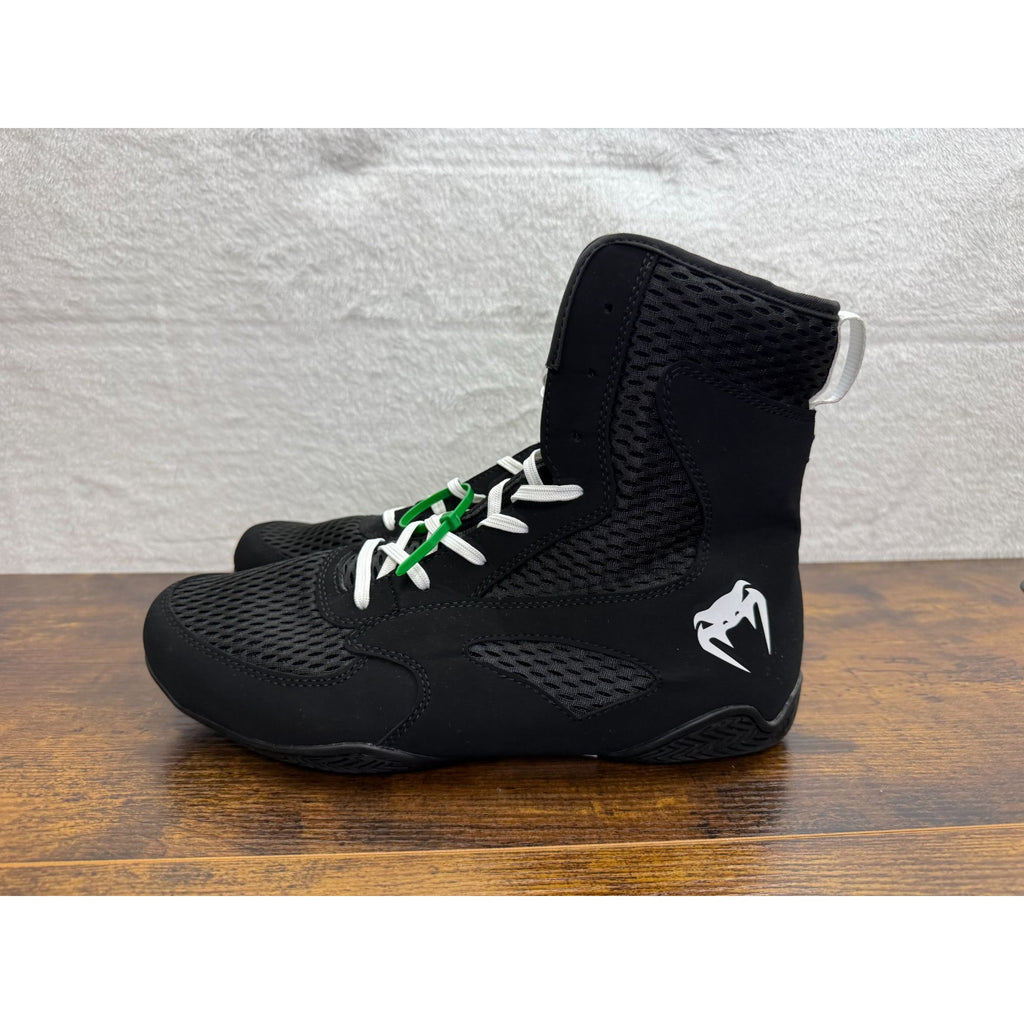 NEW open box Venum Contender Boxing Shoes Black & White High-Top Lace-Up size 11